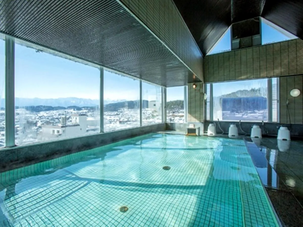 Hot Spring Bath in Itoen Hotel Asamanoyu
