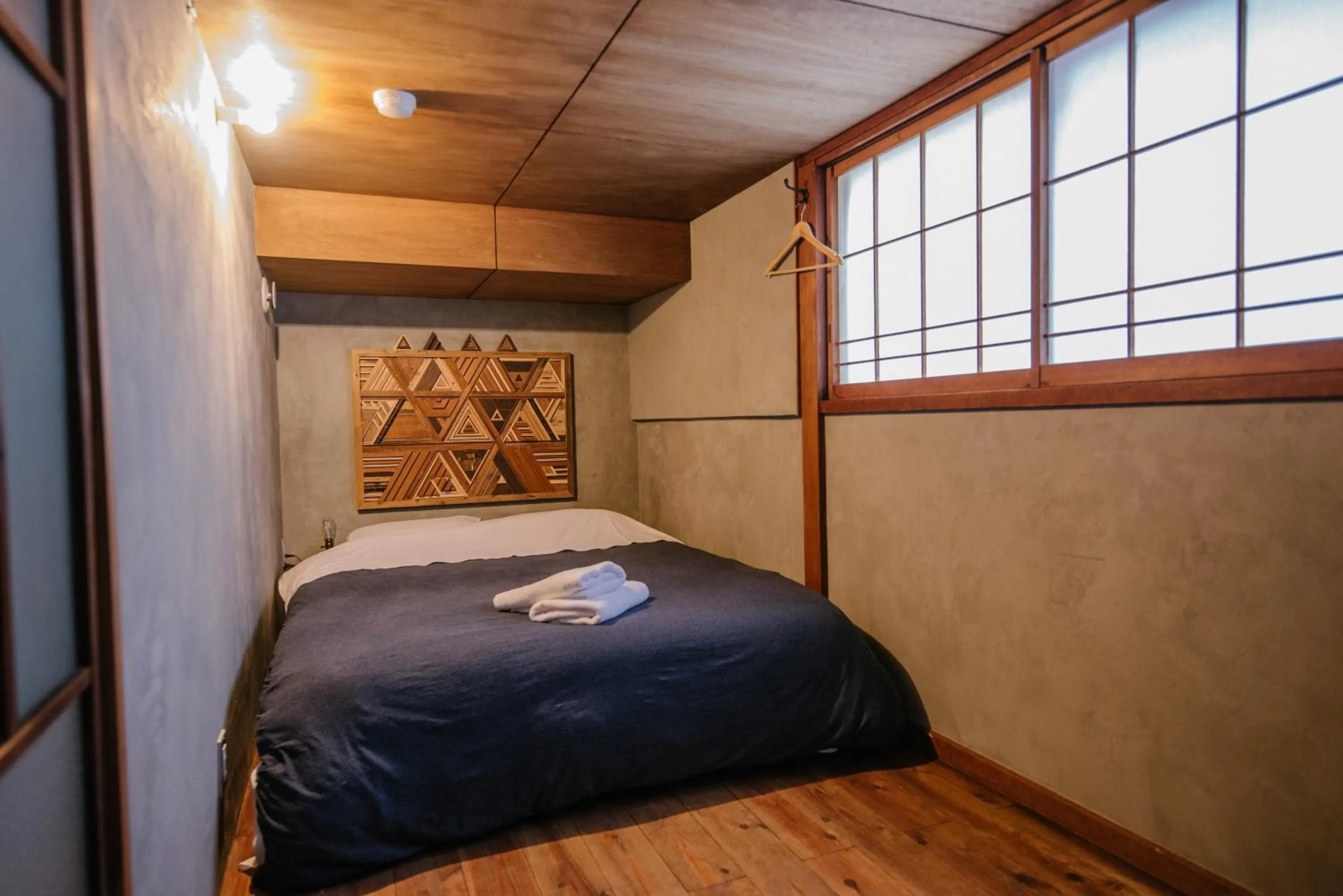 Bedroom, Bed in Irori Guest House Tenmaku