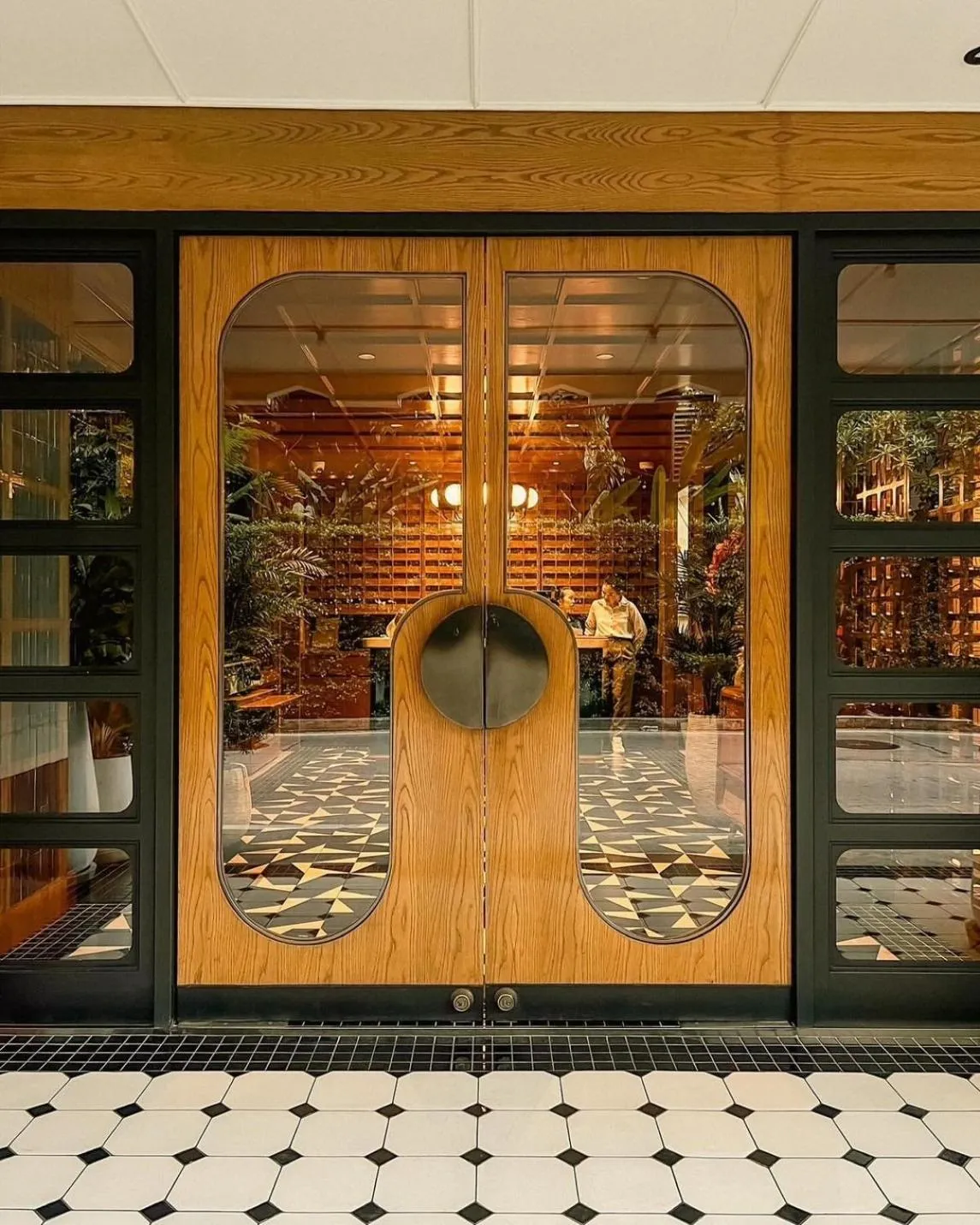 Facade/entrance in Miami Hotel Bangkok