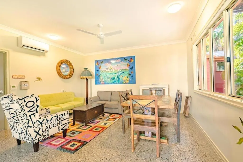 Living room in Travellers Oasis