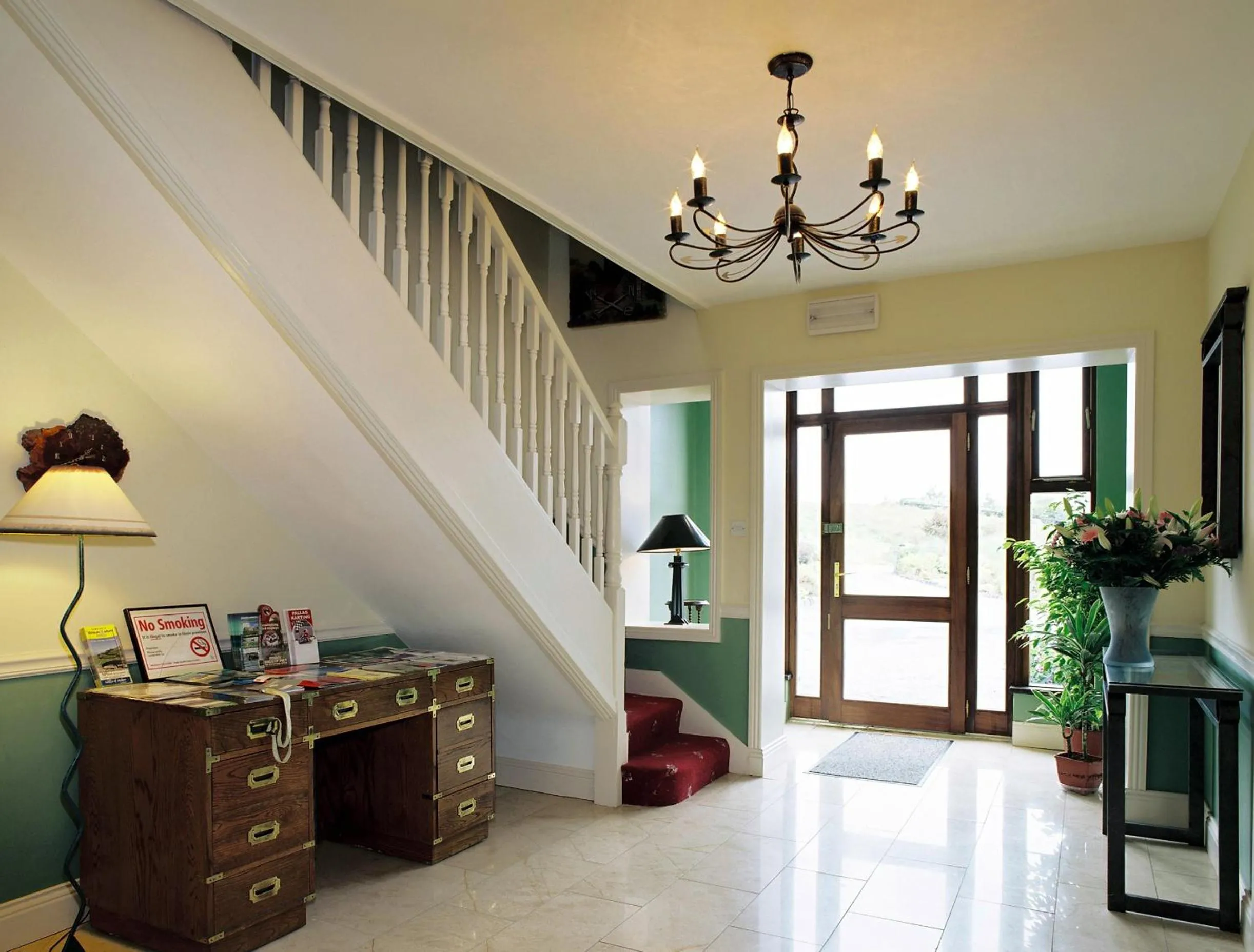Lobby or reception in Greenlawn Lodge