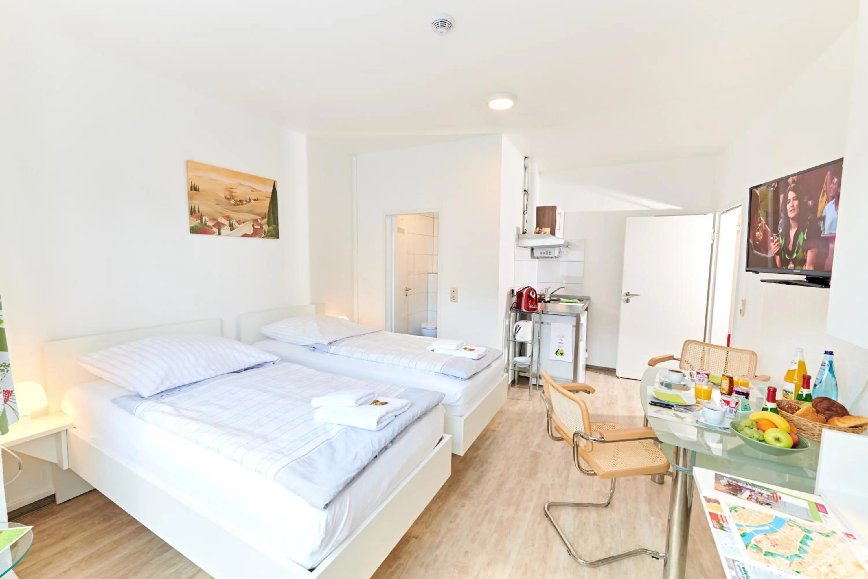 Kitchen or kitchenette, Bed in Aparthotel Marion Weber