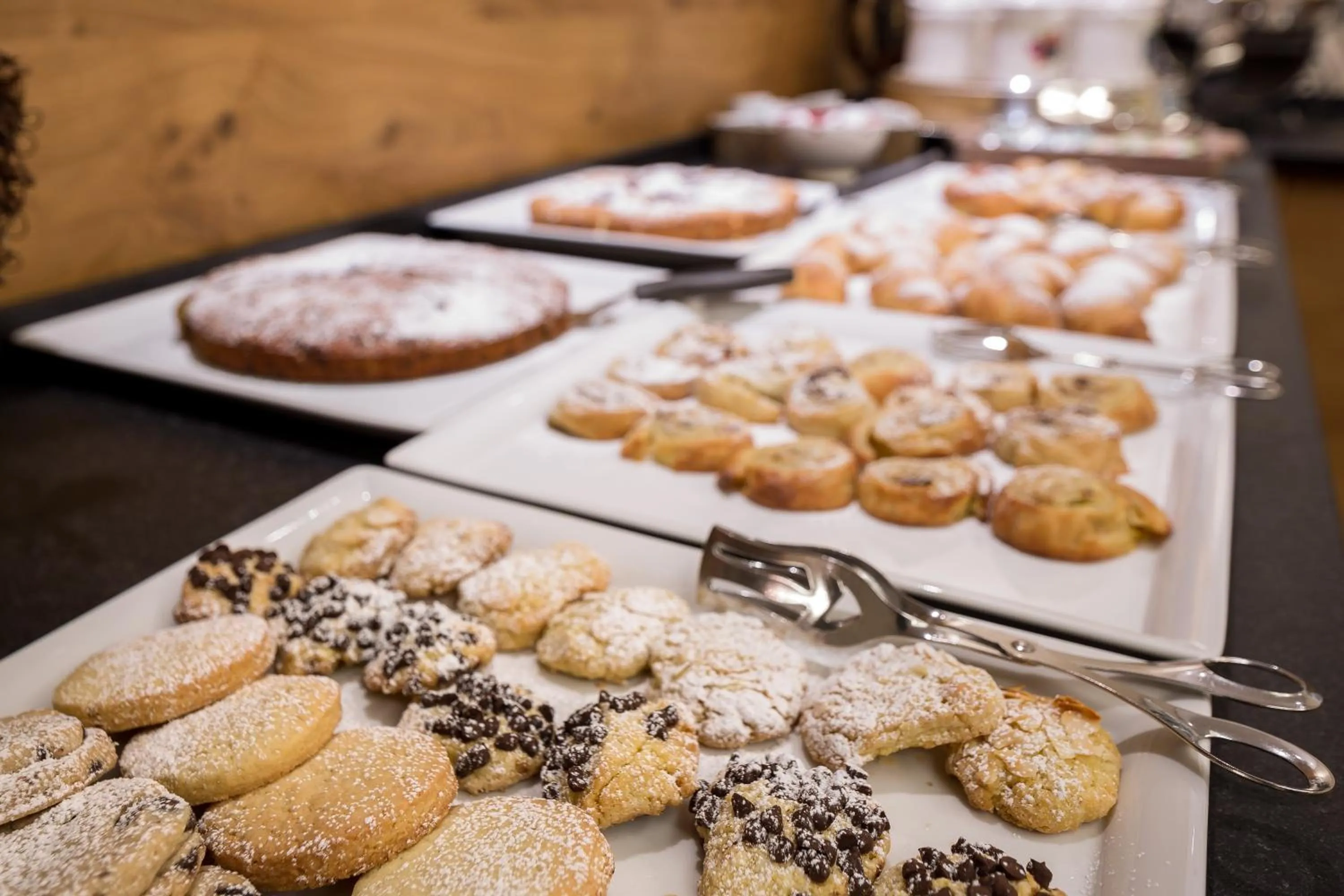 Food in Hotel Somont