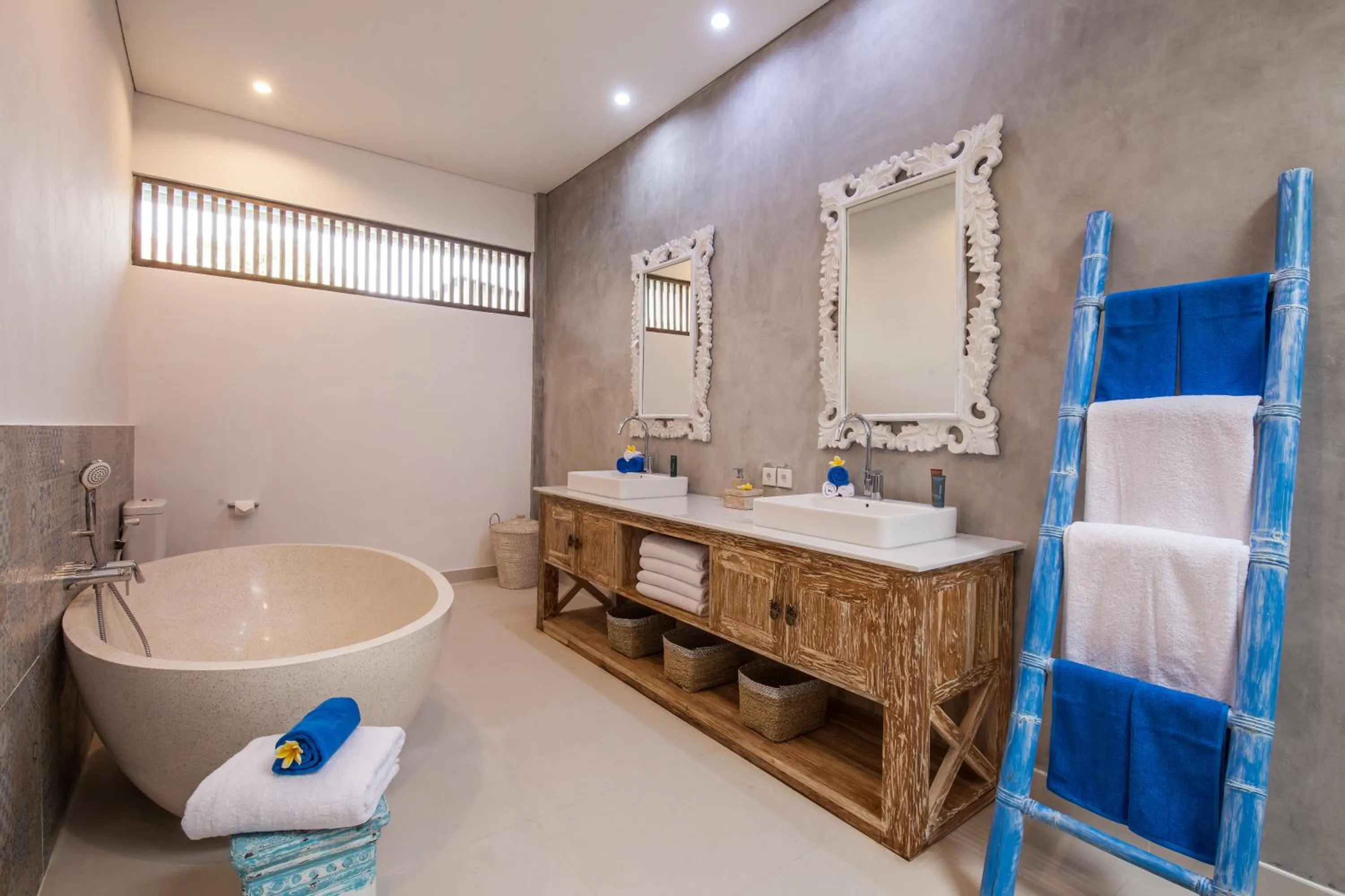 Bathroom in Ambermoon Villa 2