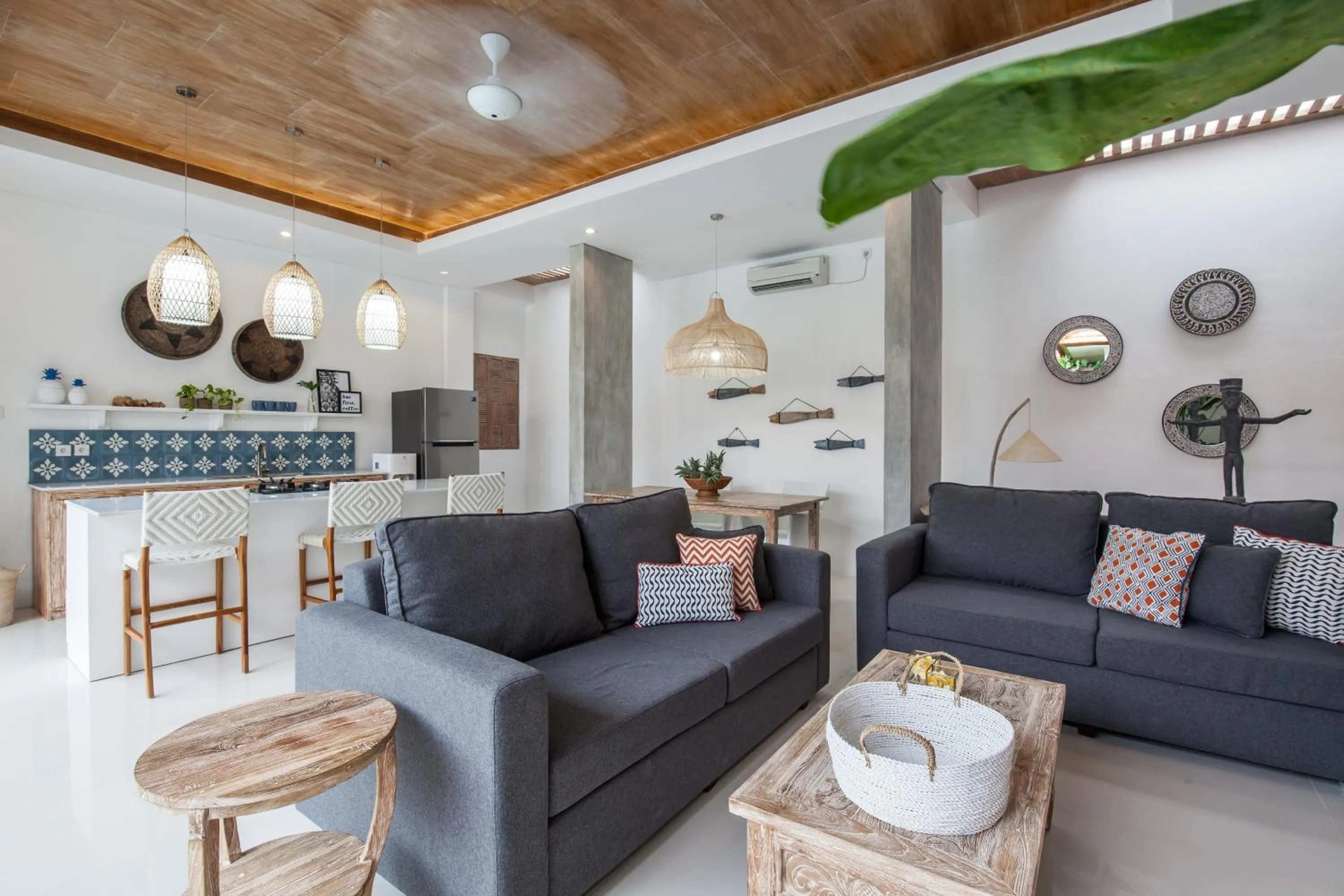 Kitchen or kitchenette in Ambermoon Villa 2