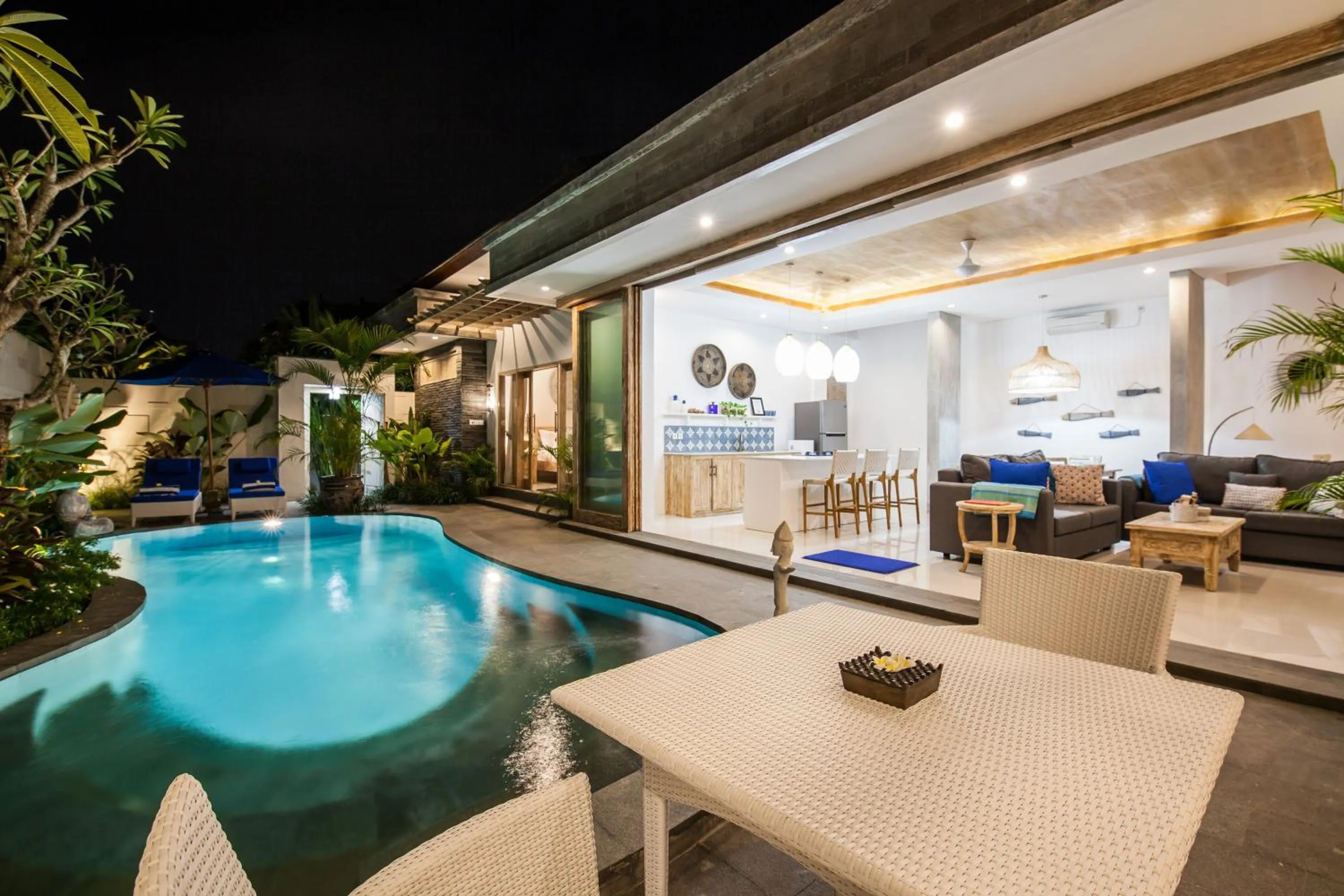 Swimming pool in Ambermoon Villa 2