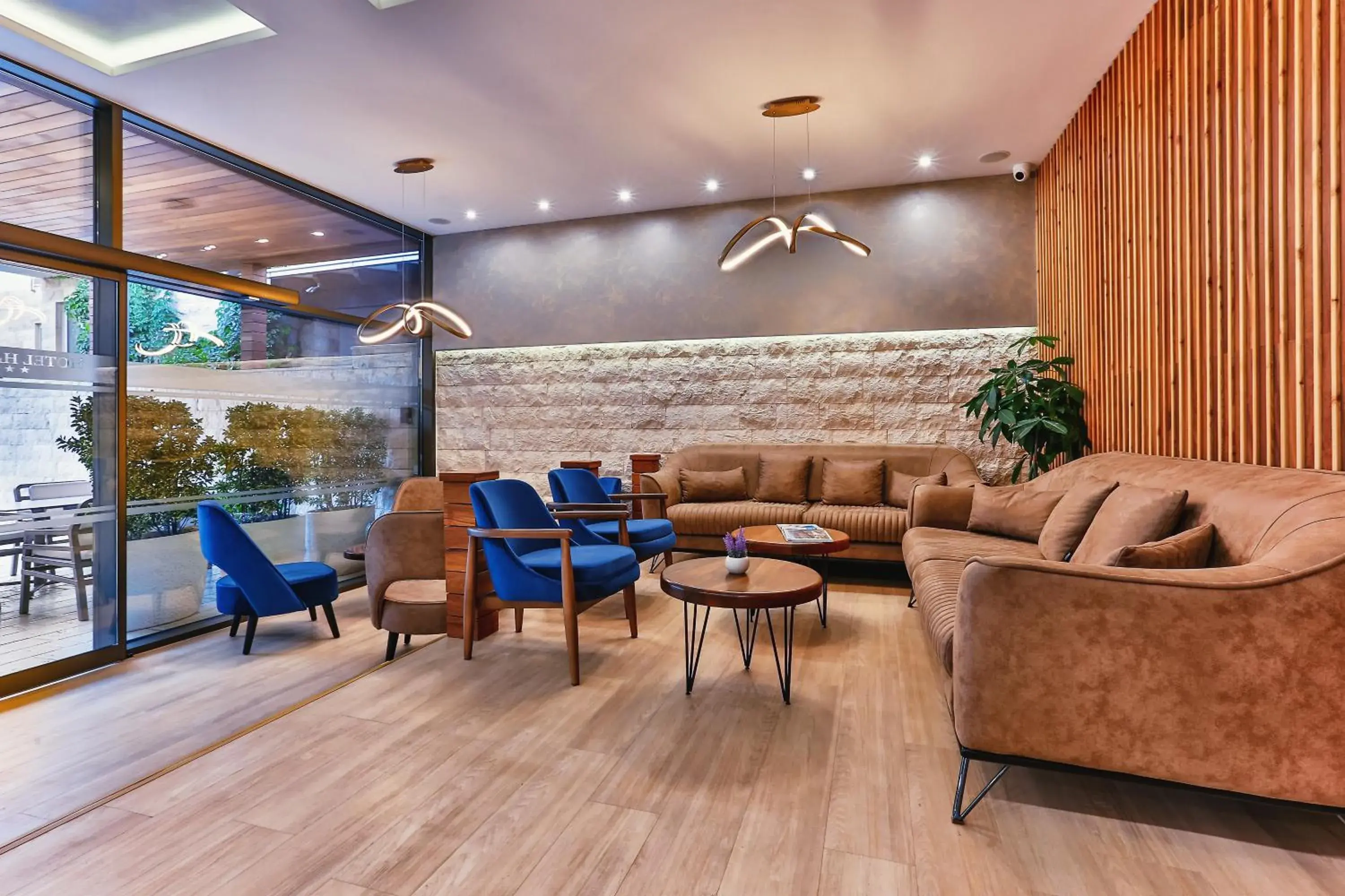 Lobby or reception in Hotel Harmony by Aycon Lobby or reception in Hotel Harmony by Aycon