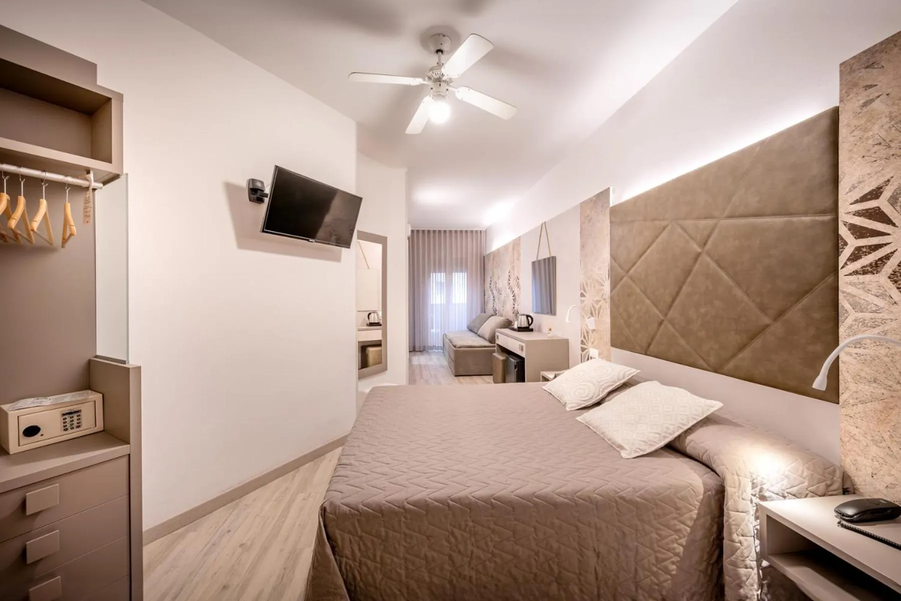 Bed in All'Orologio - Boutique Hotel