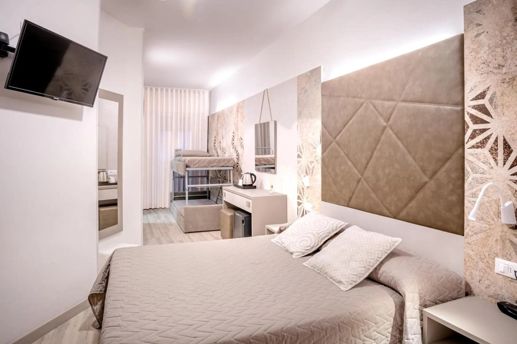 Bed in All'Orologio - Boutique Hotel