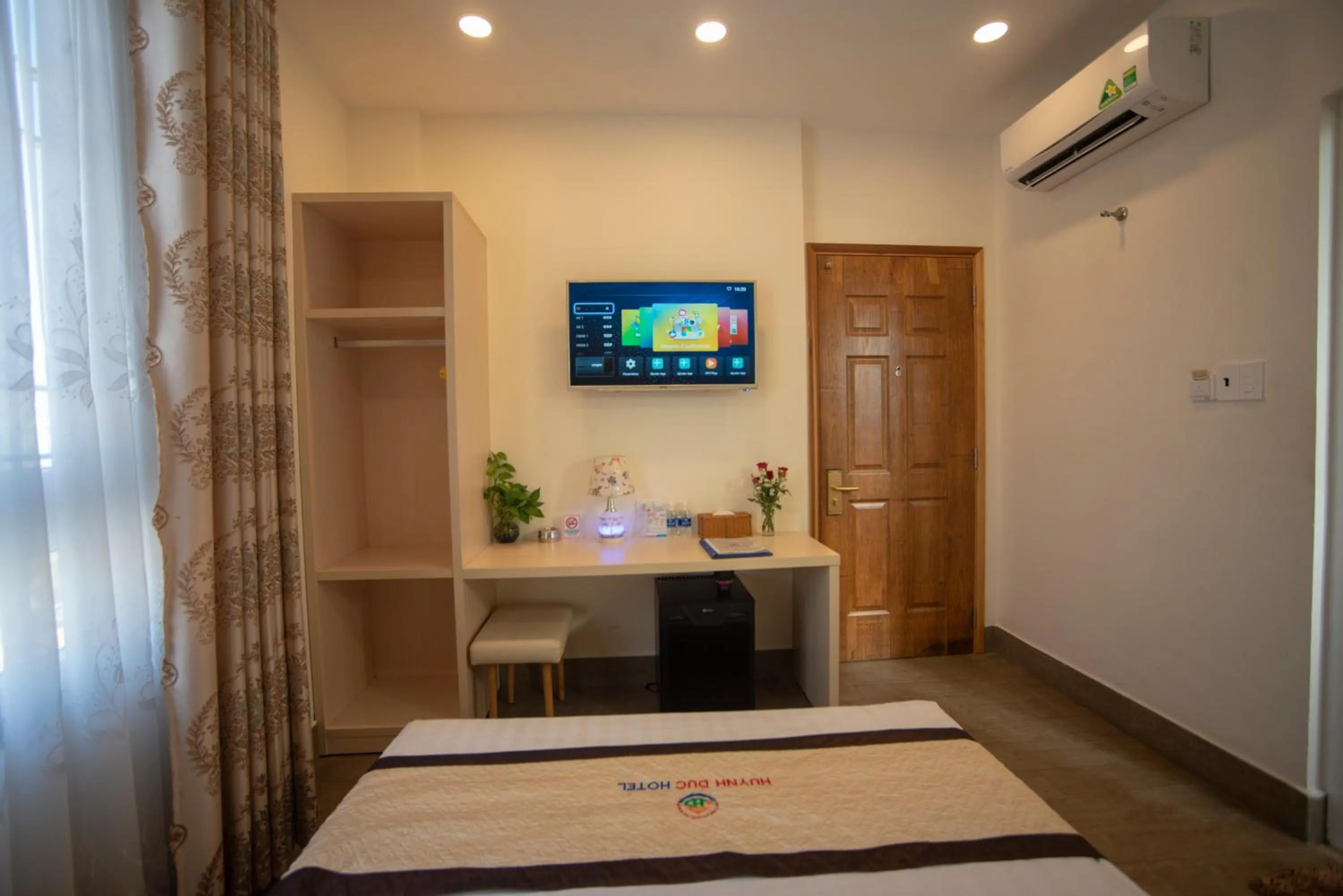 Bed in Huynh Duc 2 Hotel