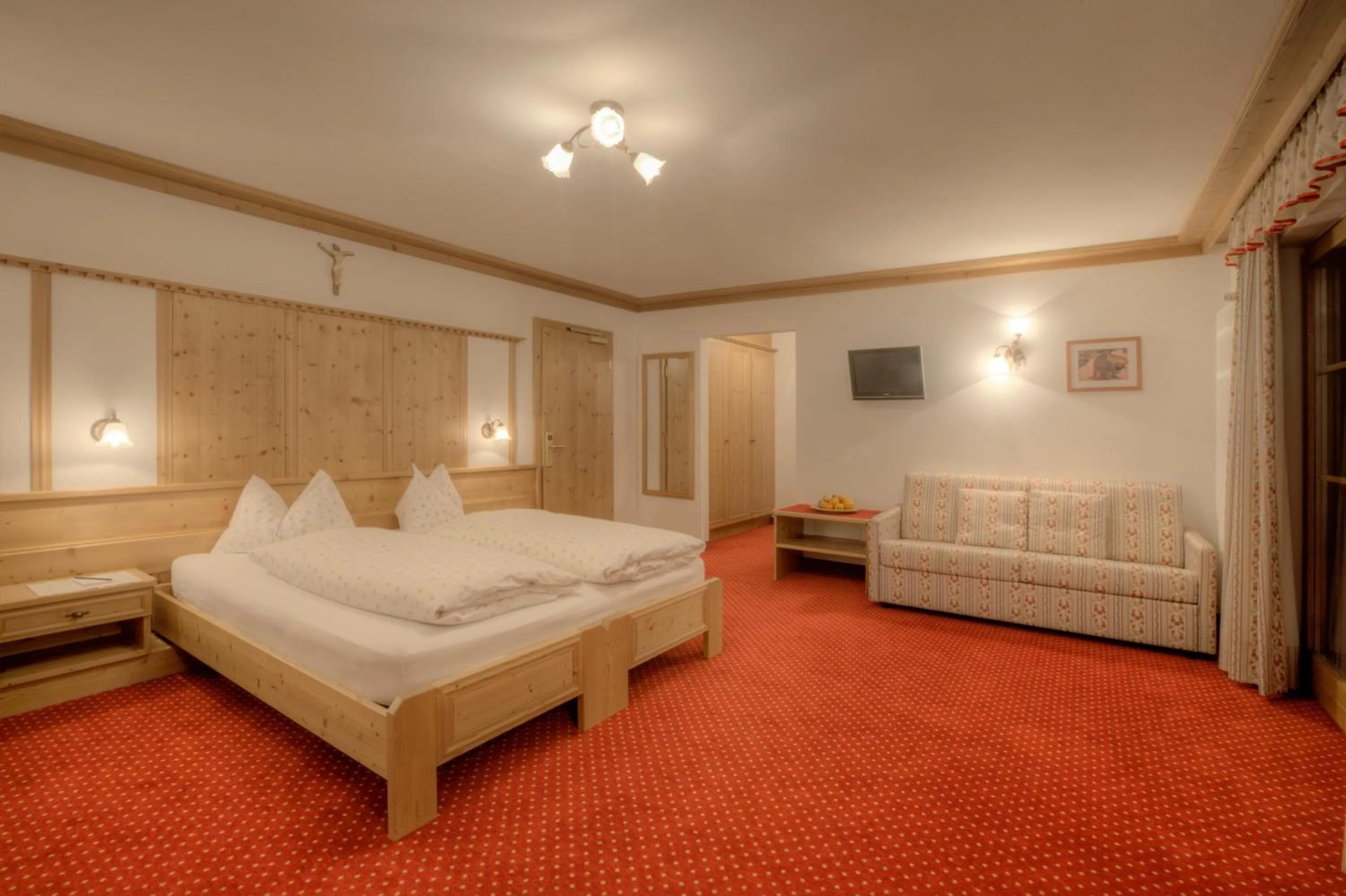 Hotel Ciasa Ai Pini