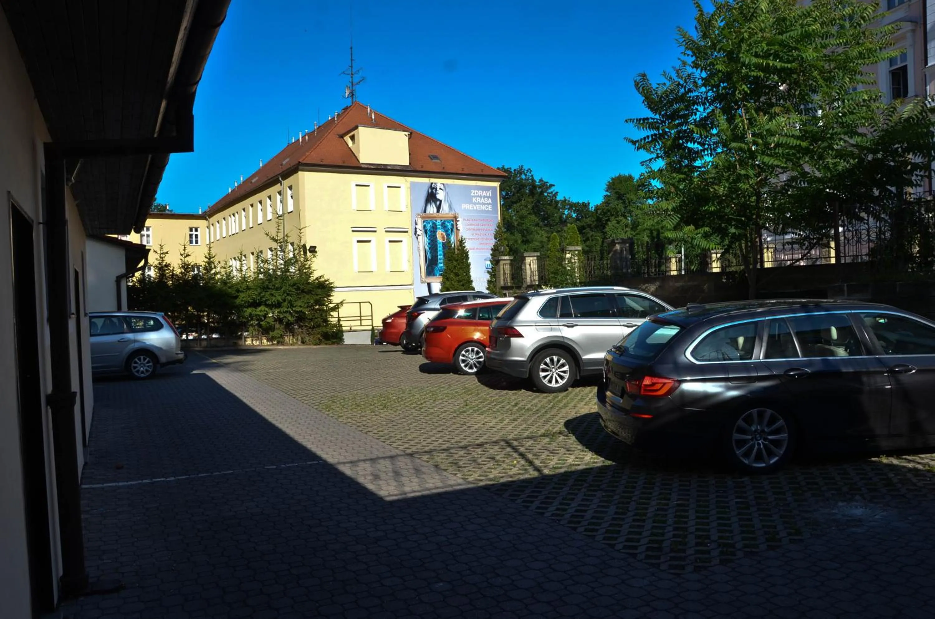 Property building in Hotel Paradies