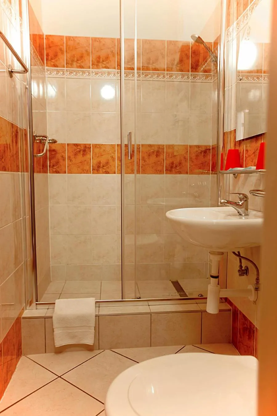 Bathroom in Hotel Paradies