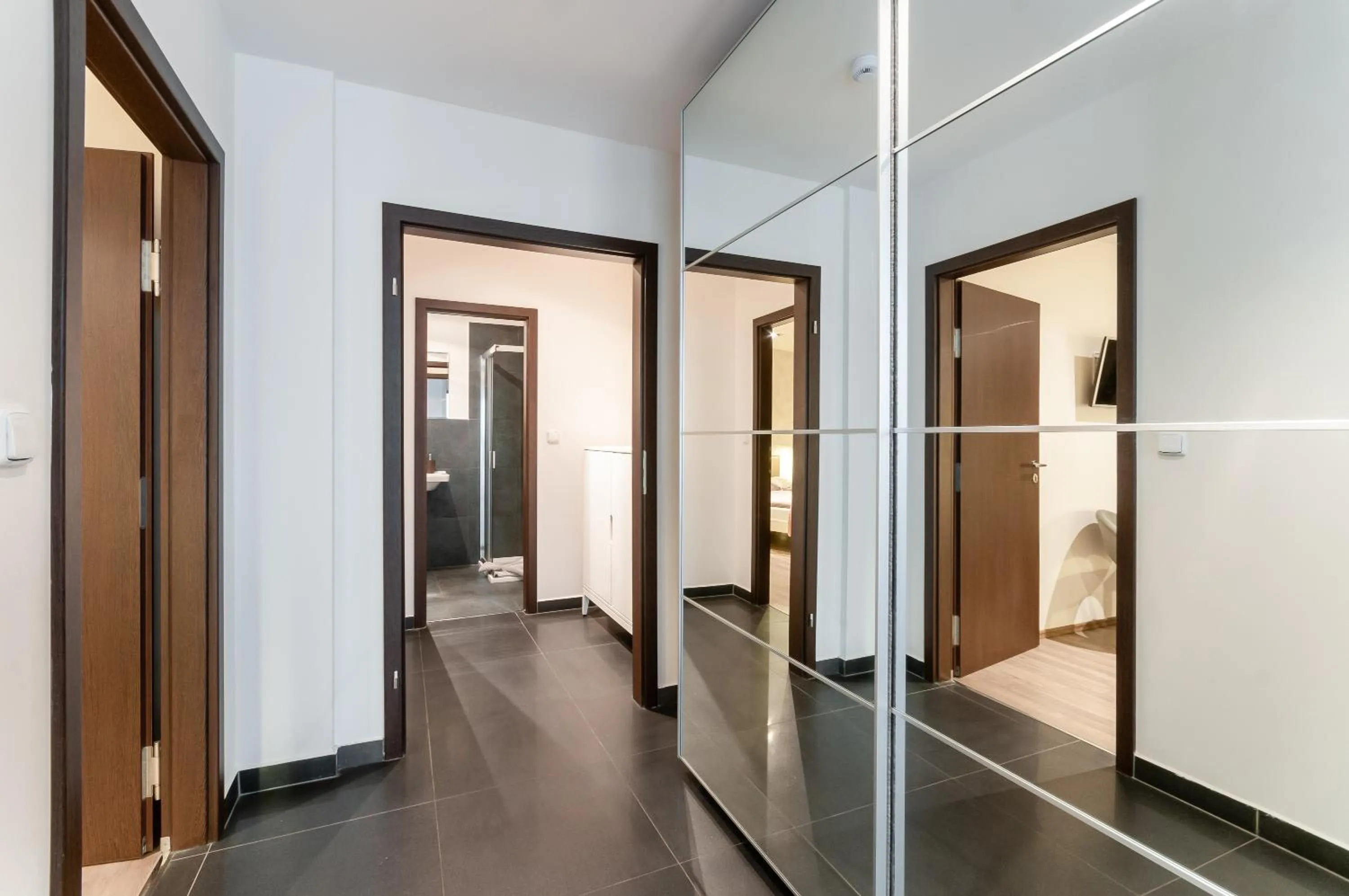 VV hotel & apartments