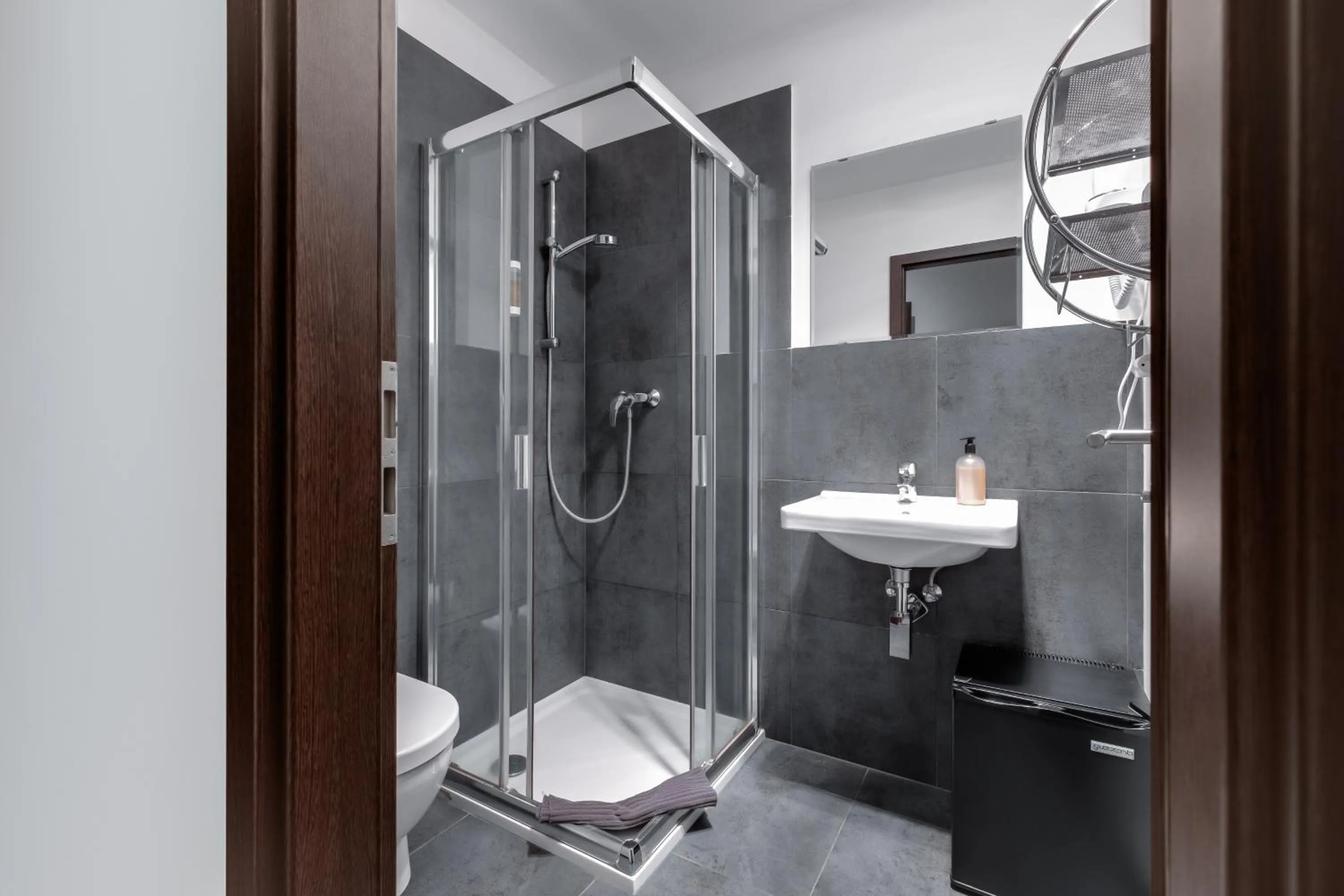 Bathroom in VV hotel & apartments