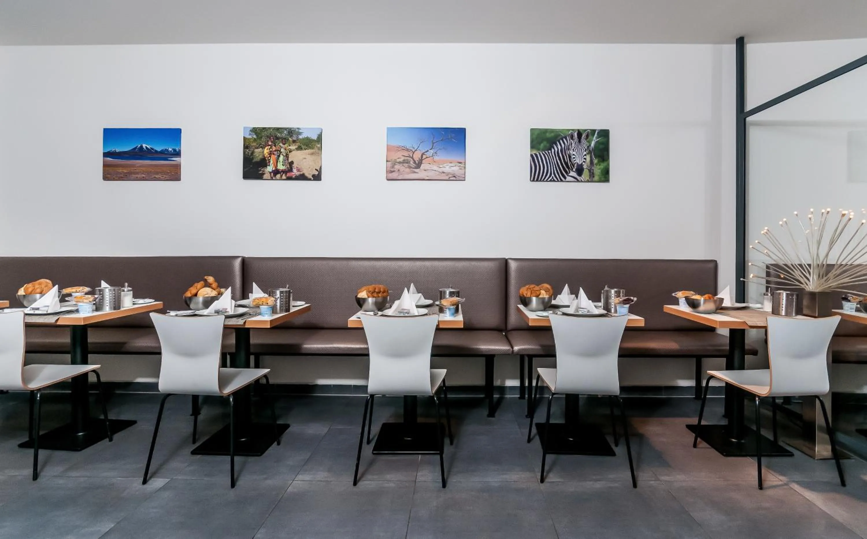 Dining area in VV hotel & apartments