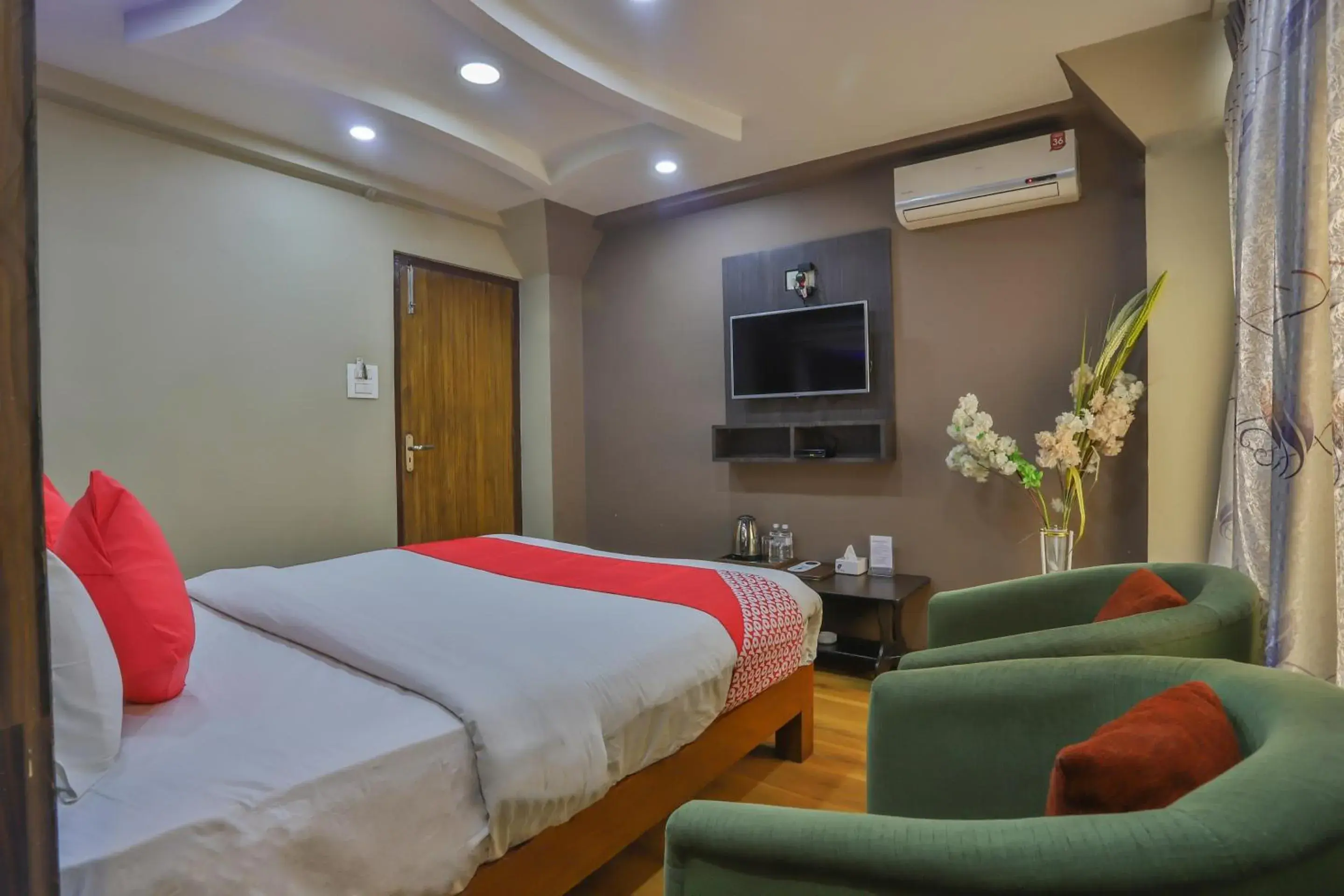 Bedroom, Bed in Hotel Marinha Bedroom, Bed in Hotel Marinha