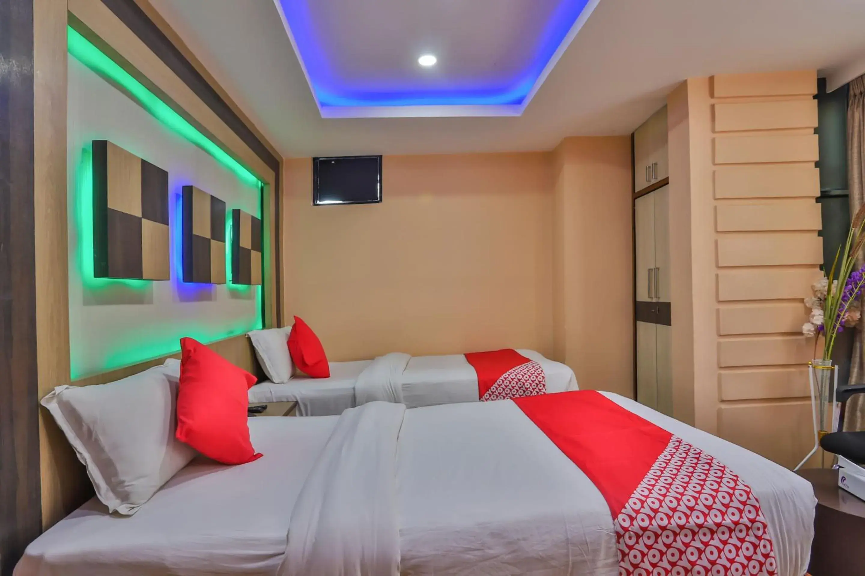 Standard Twin Room in Hotel Marinha Standard Twin Room in Hotel Marinha