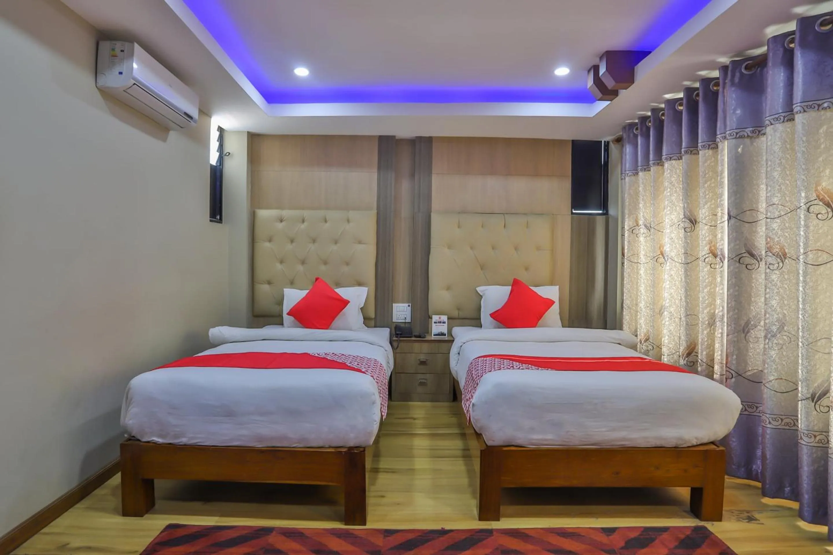 Bedroom, Bed in Hotel Marinha