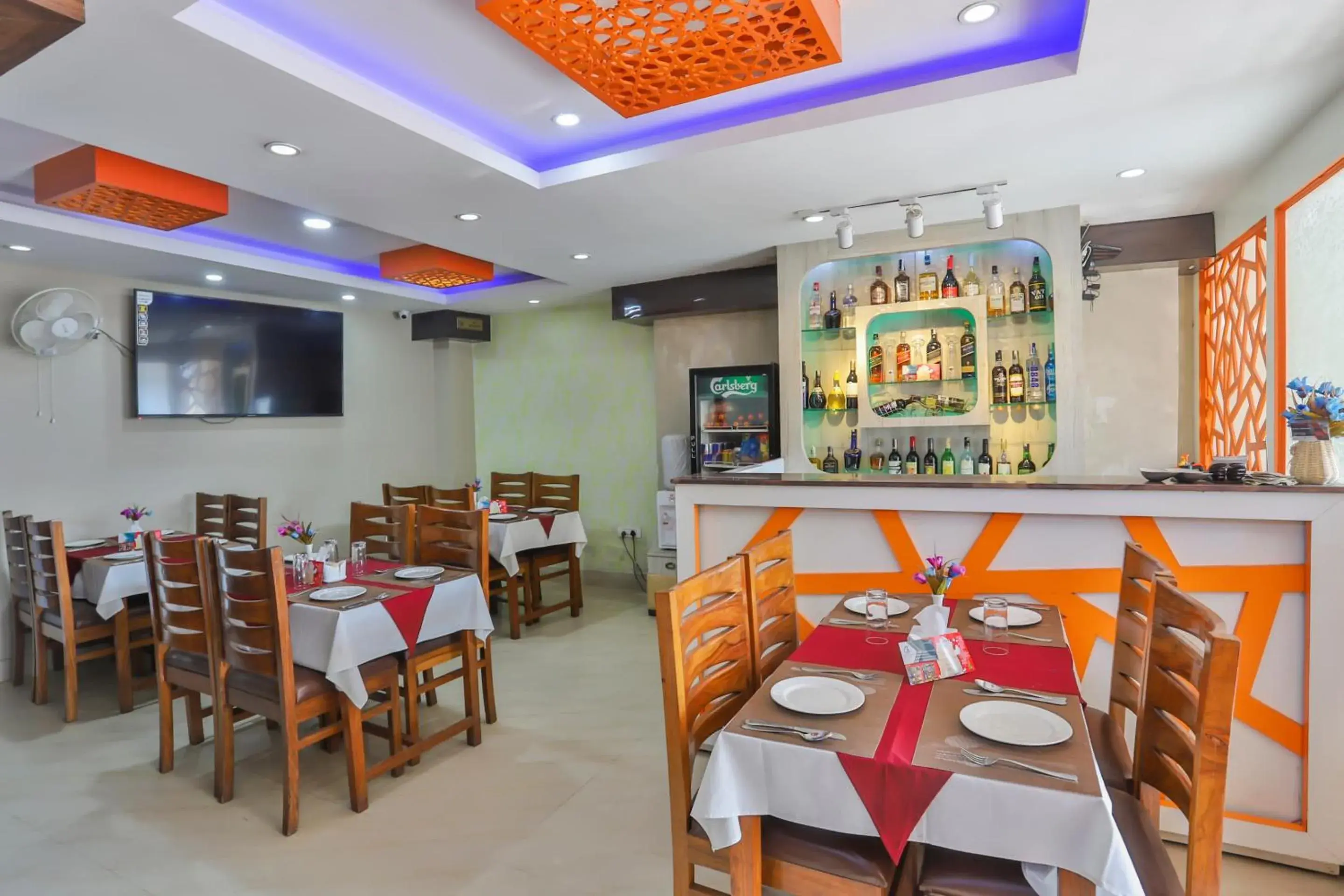 Restaurant/places to eat in Hotel Marinha Restaurant/places to eat in Hotel Marinha