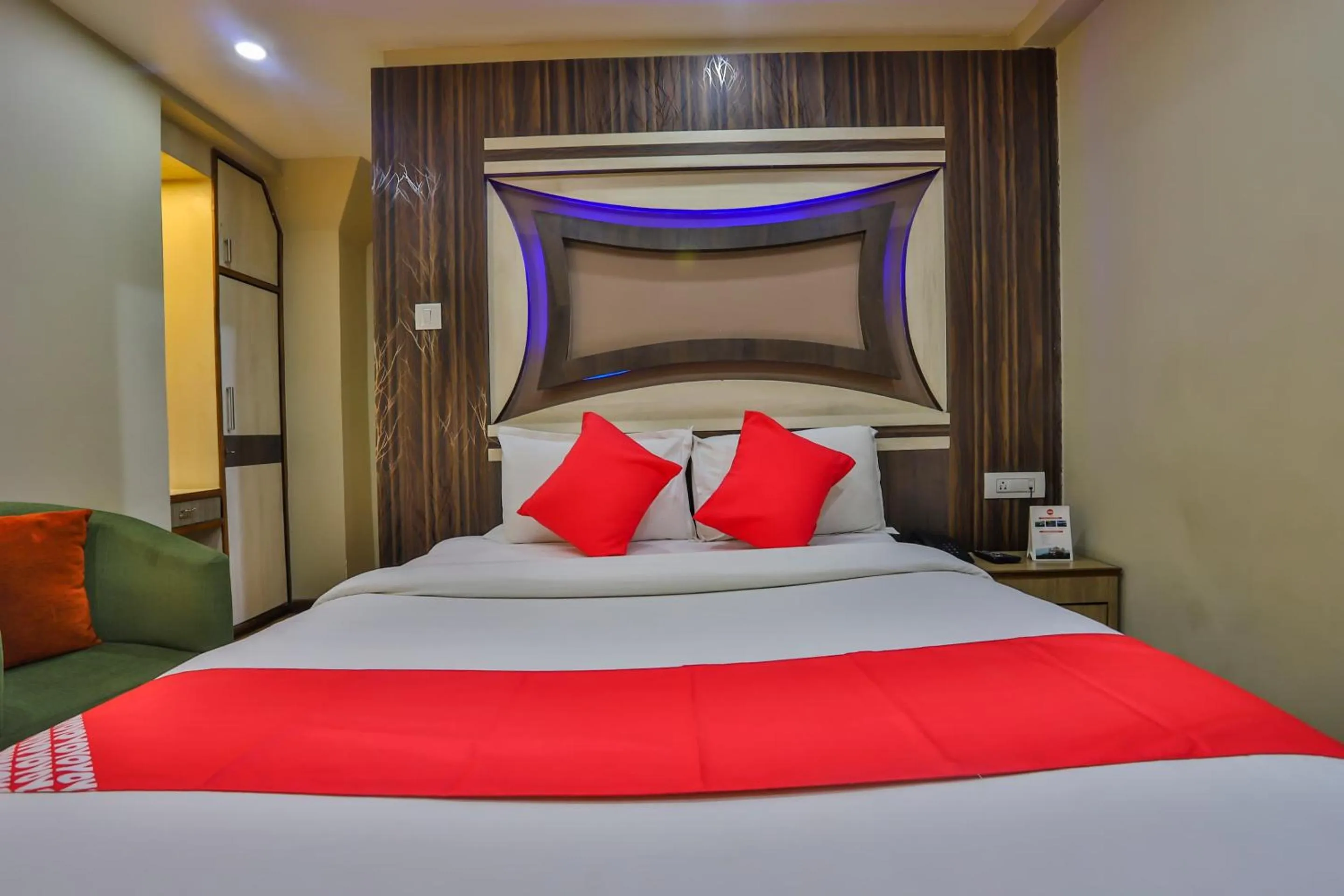 Bedroom, Bed in Hotel Marinha