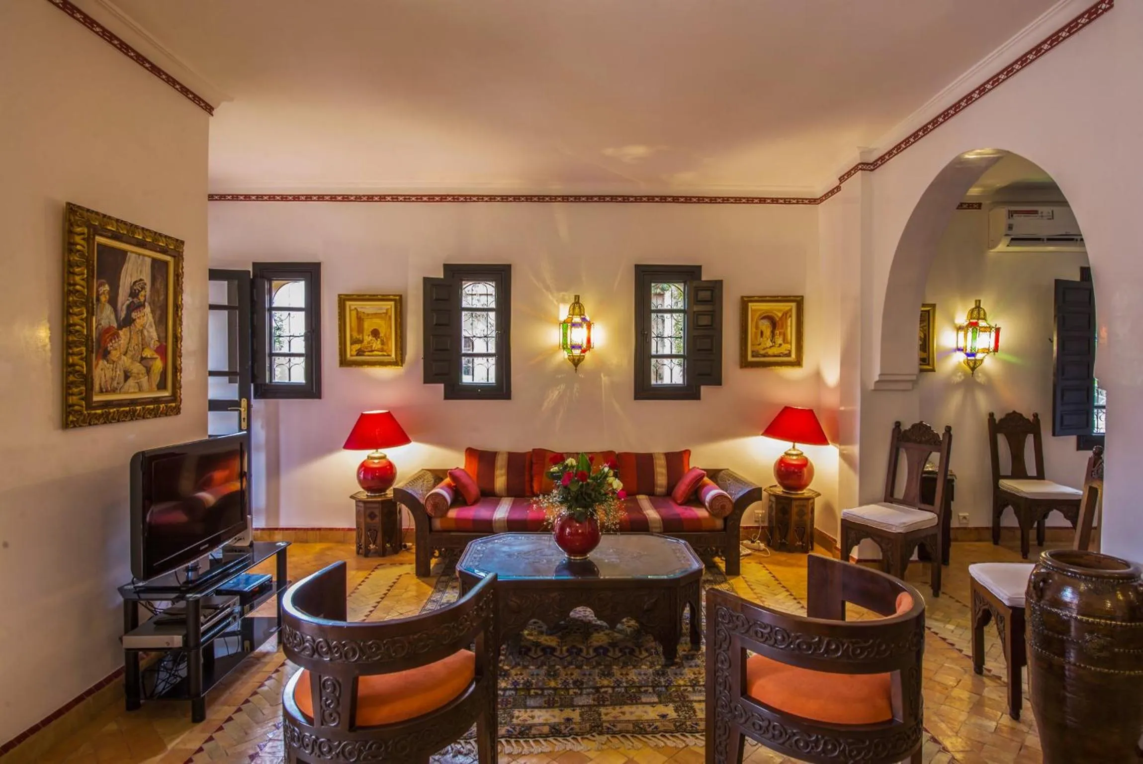 Dining area in Maison Ayda