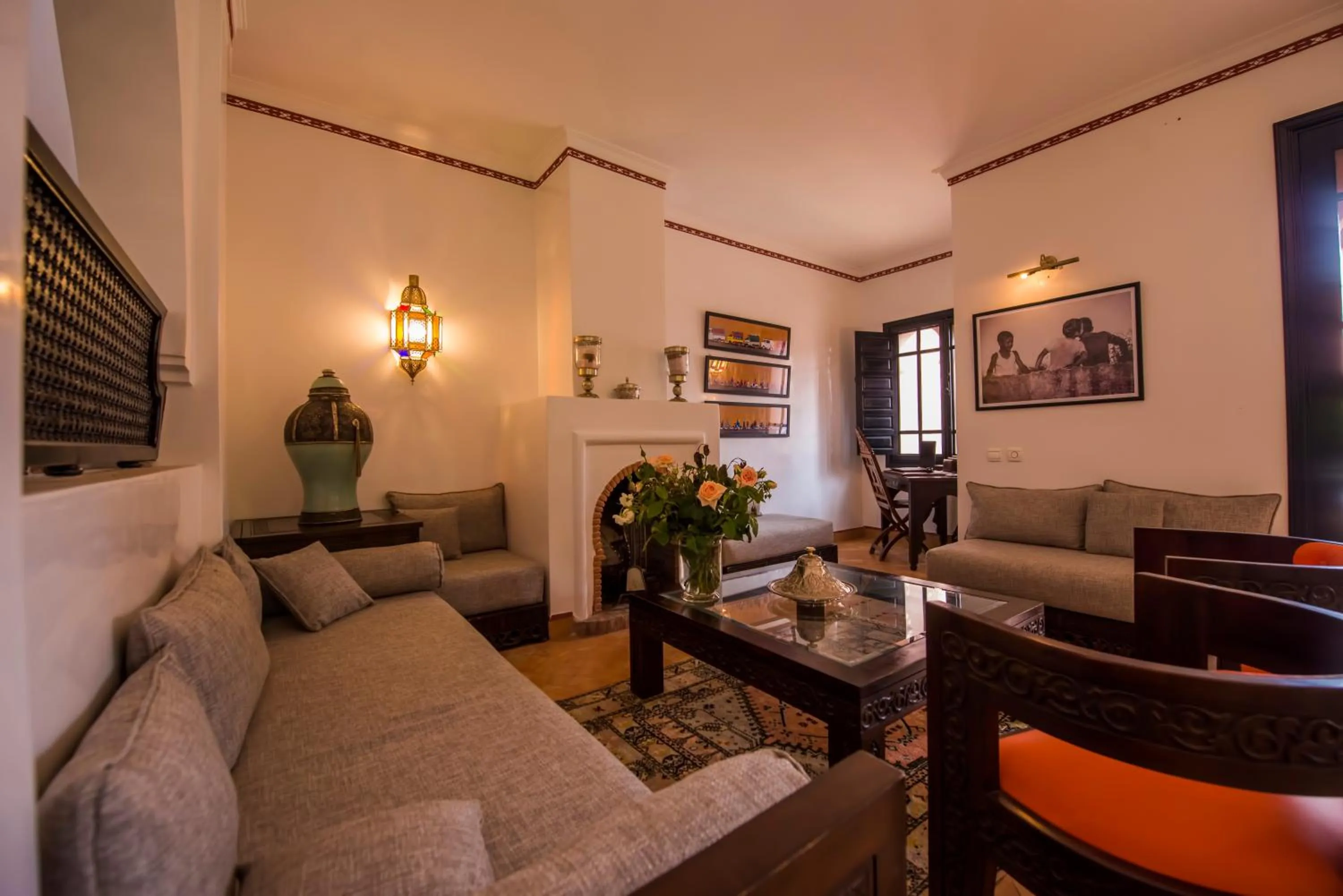 Decorative detail in Maison Ayda