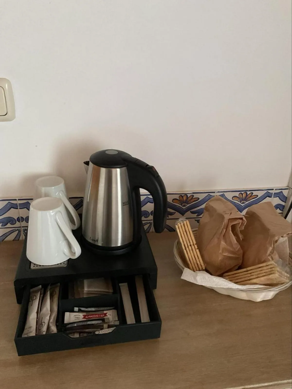 Coffee/tea facilities in Casa De Canilhas