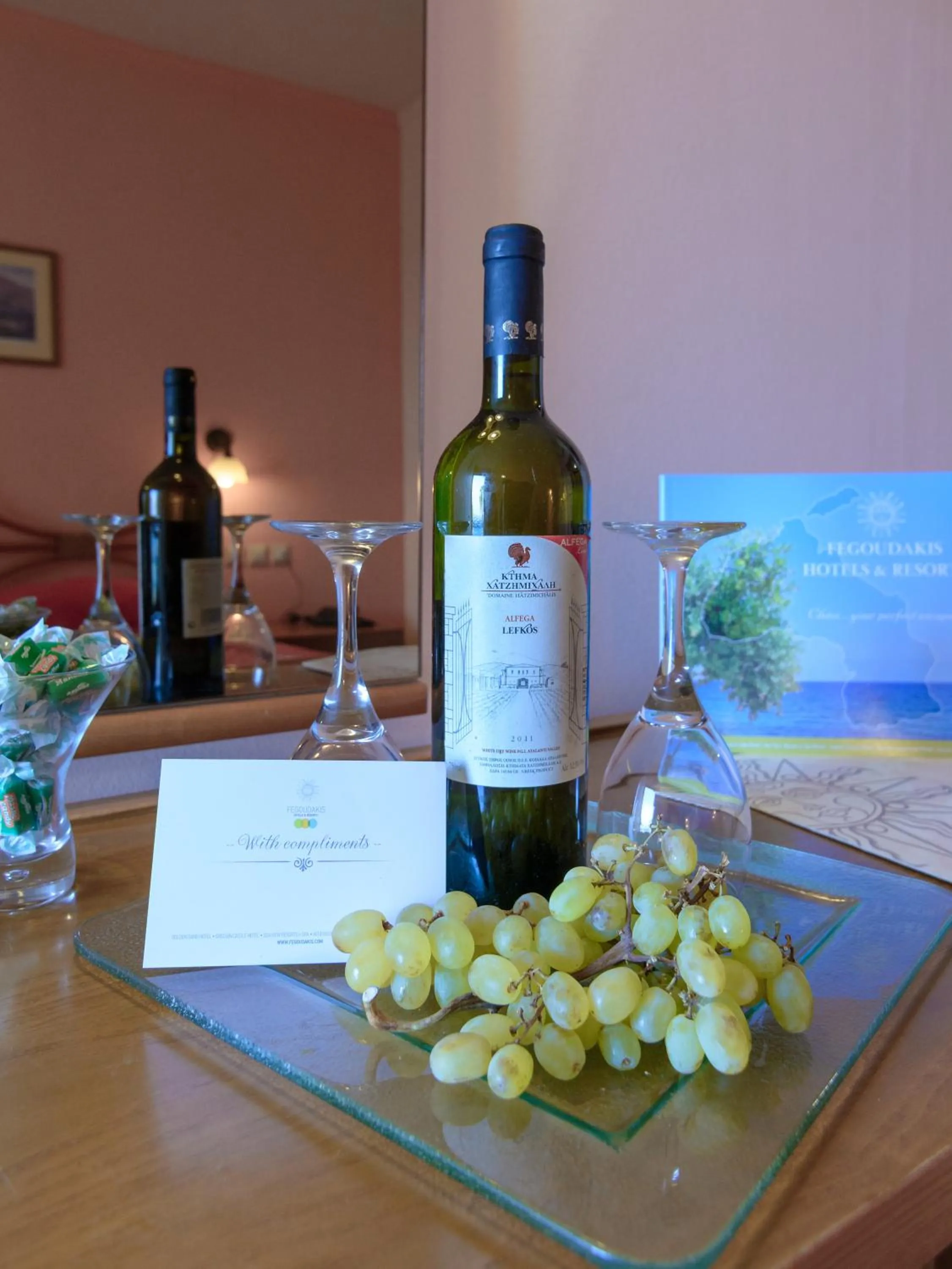 Decorative detail in Golden Sand Hotel