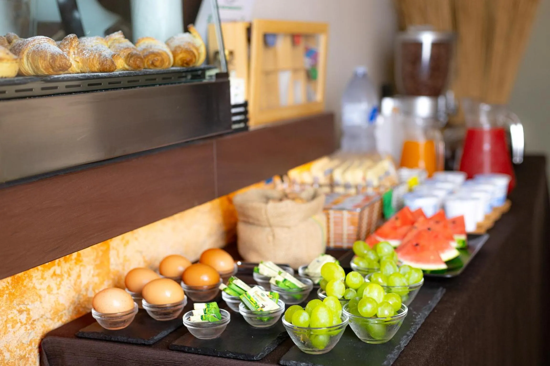 Food and drinks in Bed & Breakfast Giardini Di Marzo