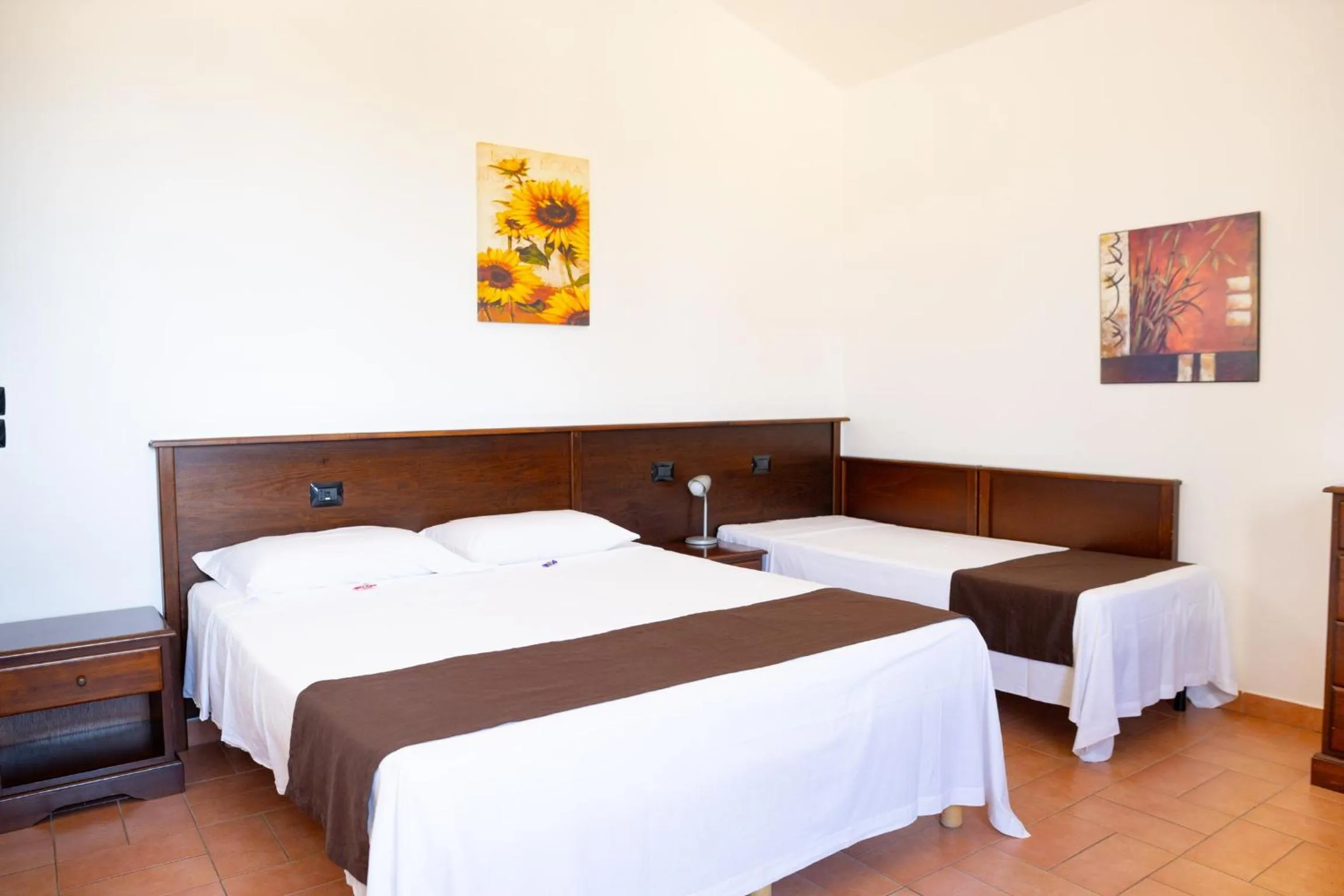 Bed in Bed & Breakfast Giardini Di Marzo