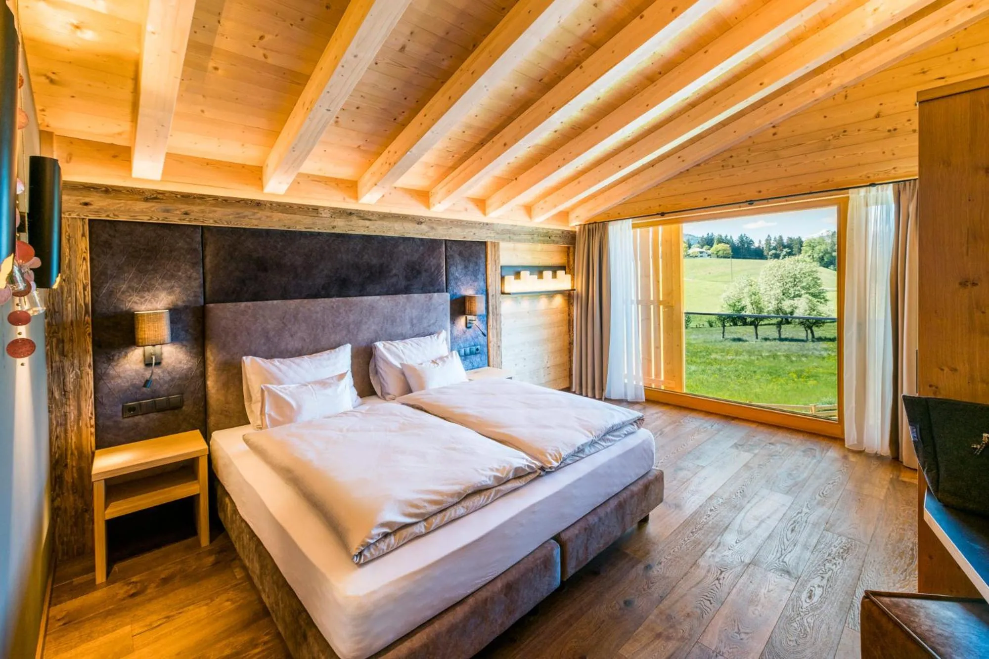 Bedroom, Bed in Beim Hochfilzer Superior 4 Sterne