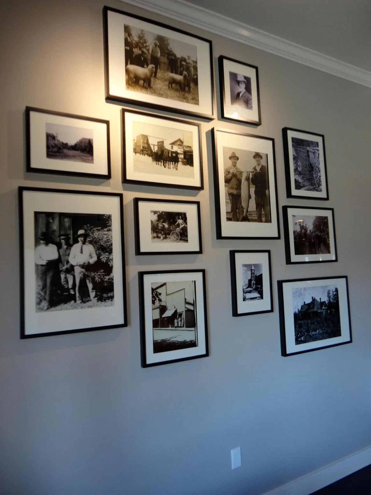 Lobby or reception in Ramada by Wyndham Duncan Cowichan Valley