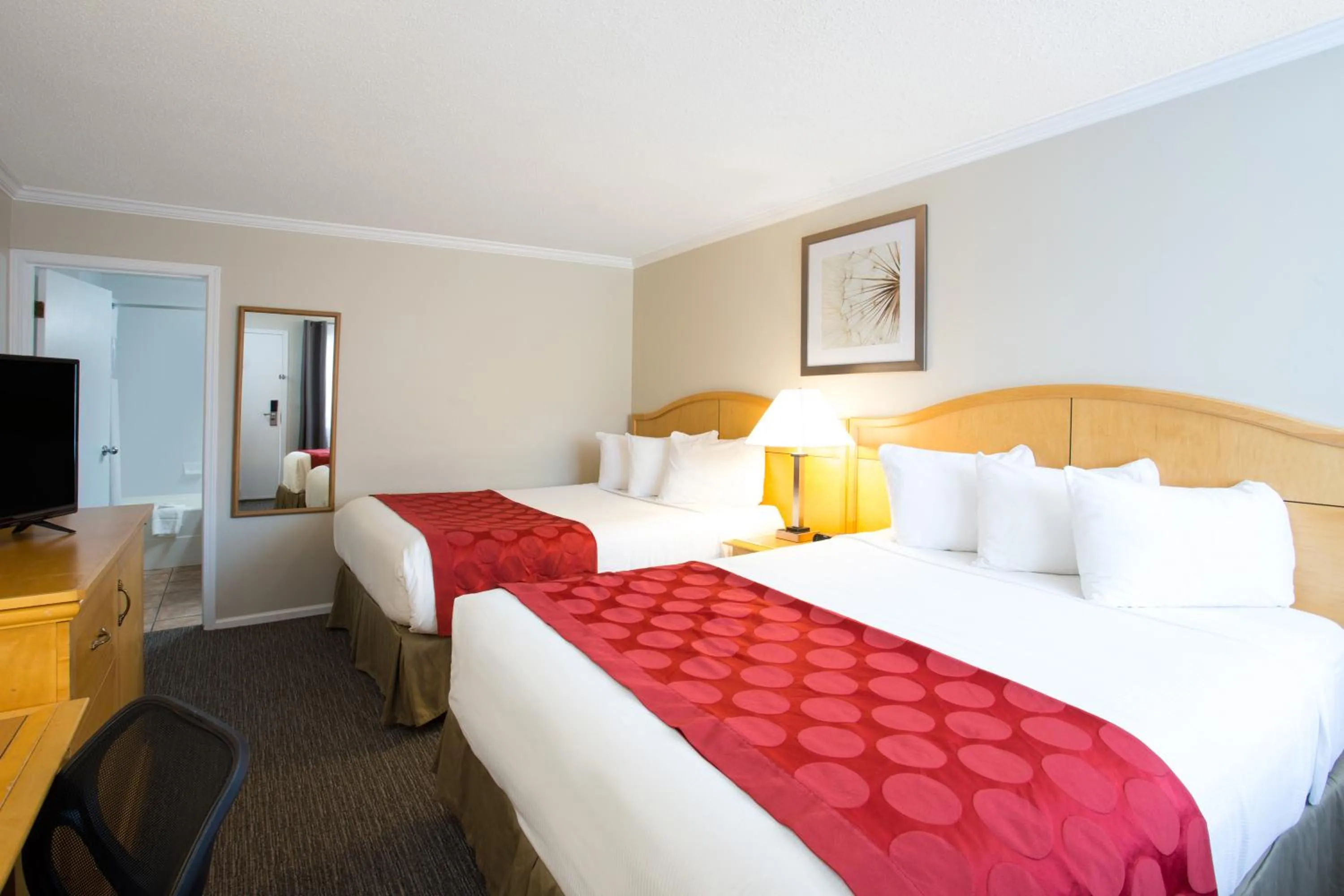 Photo of the whole room in Ramada by Wyndham Duncan Cowichan Valley