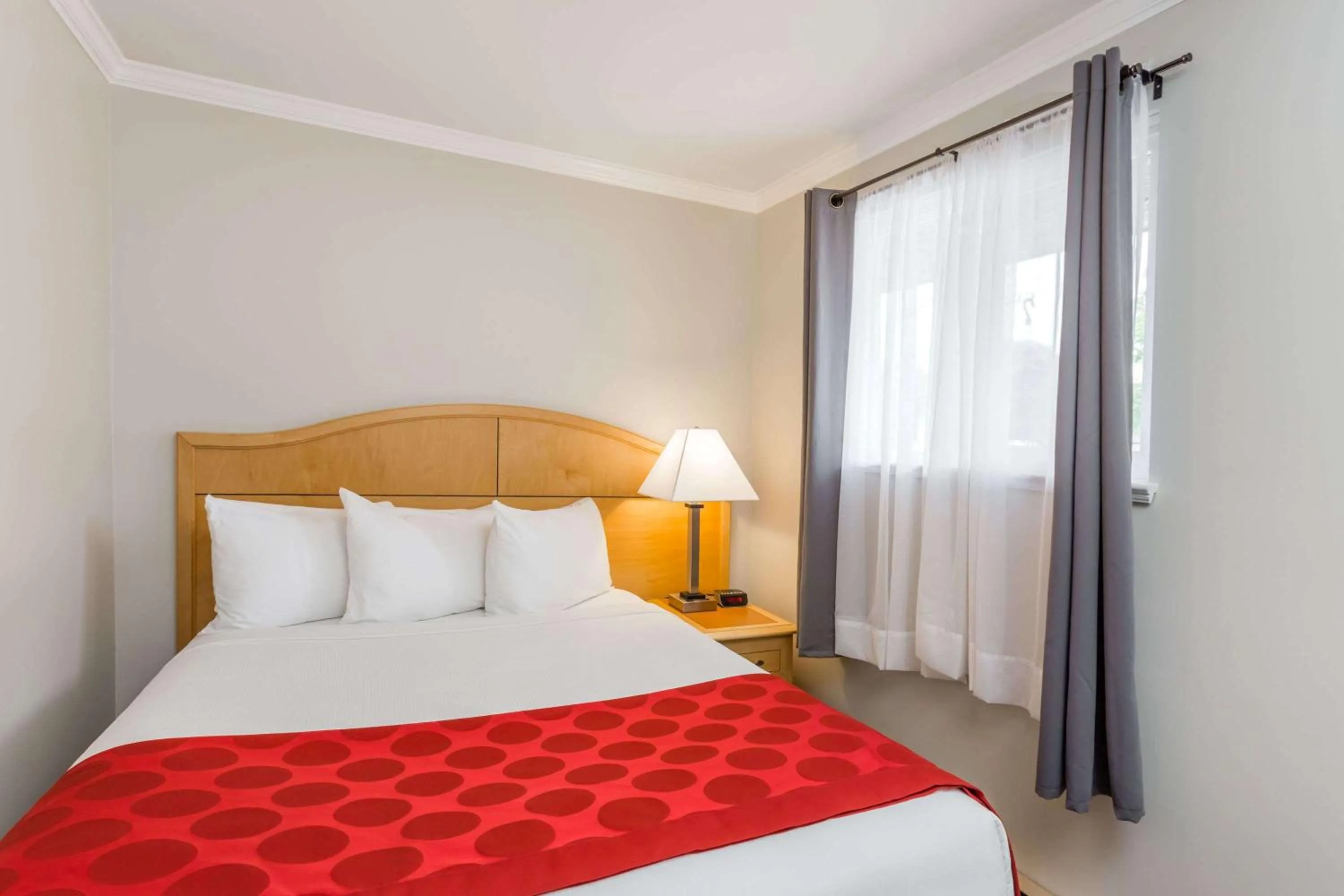 Photo of the whole room in Ramada by Wyndham Duncan Cowichan Valley