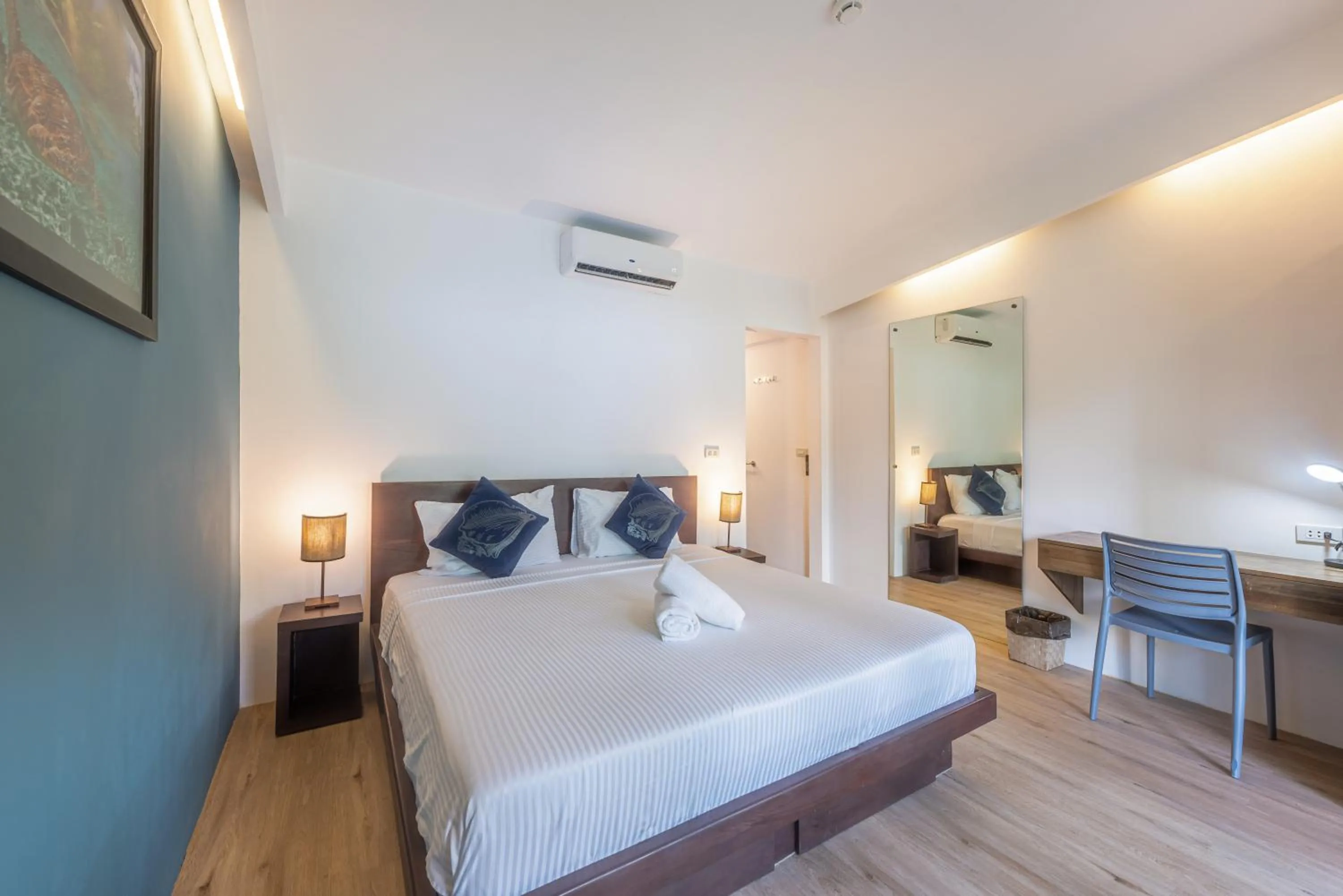 Photo of the whole room, Bed in Palaka Resort