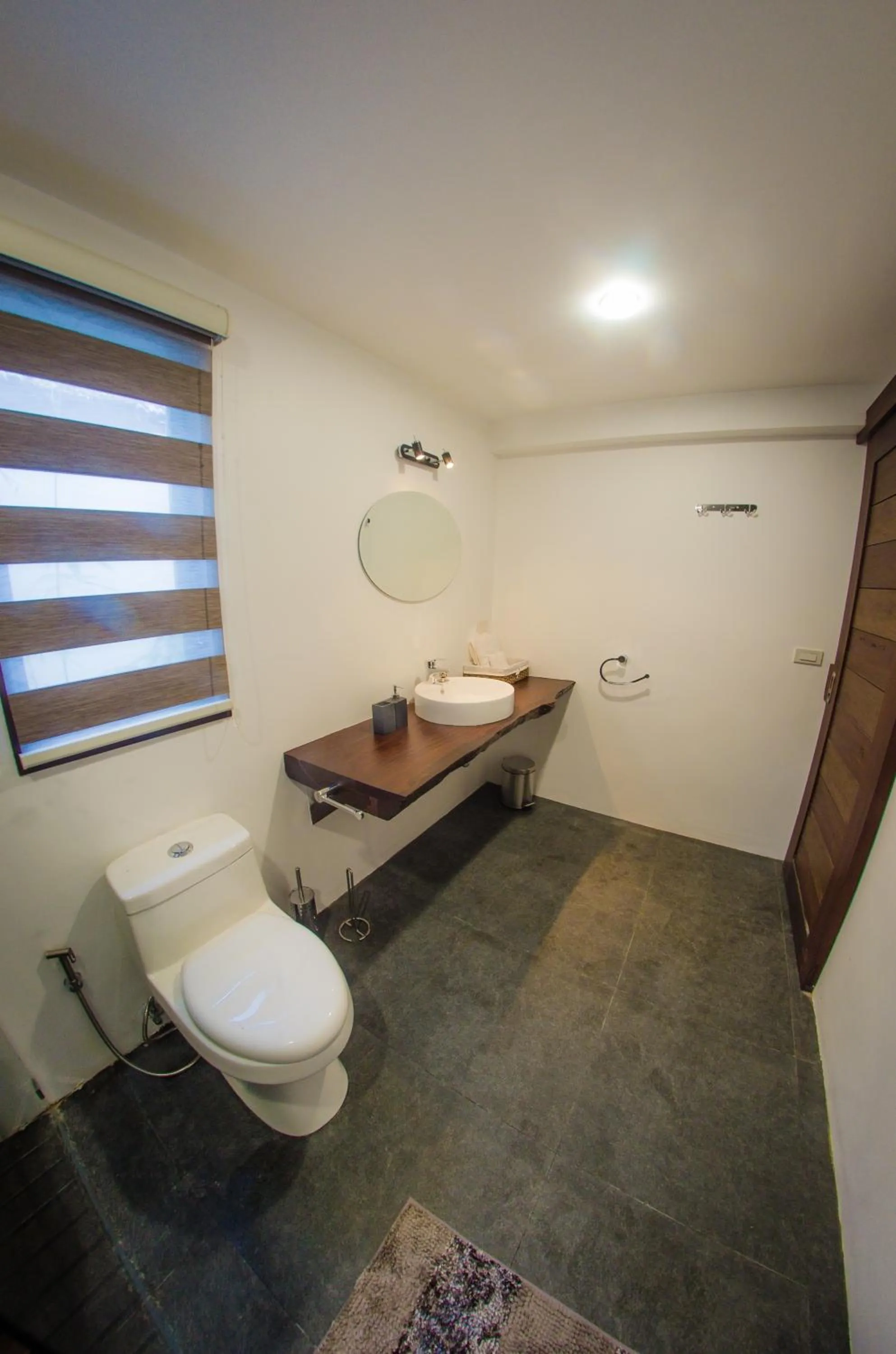 Toilet in Palaka Resort