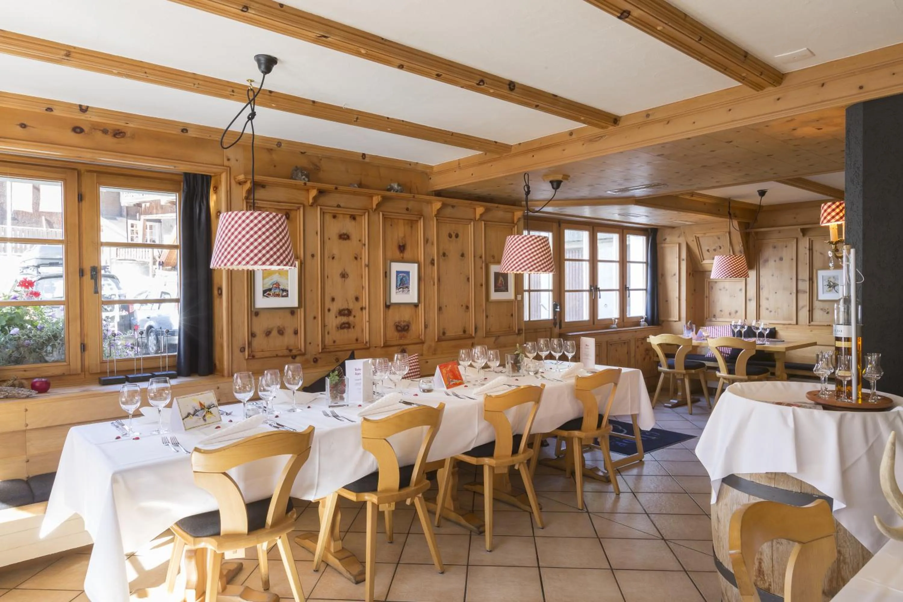 Restaurant/places to eat in Hotel Posta