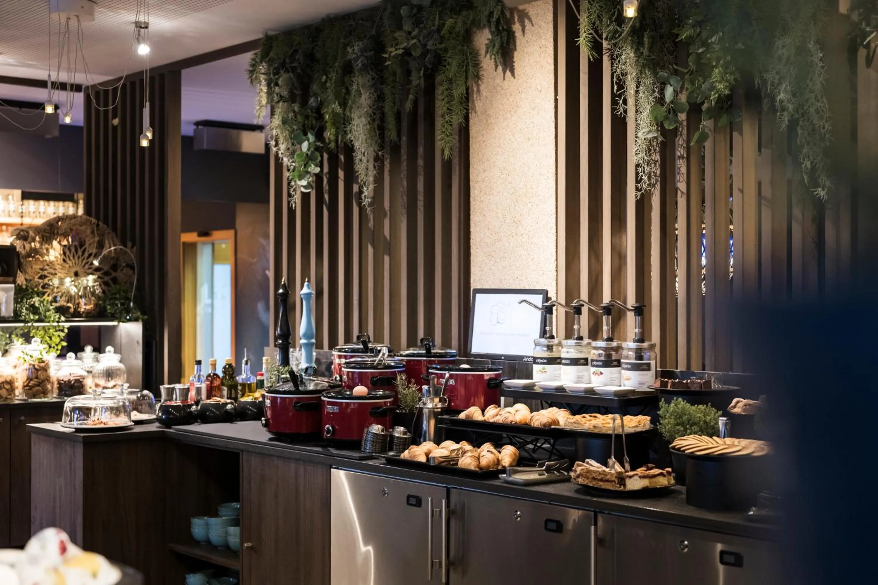 Breakfast in Alpstay - Smart Hotel Saslong