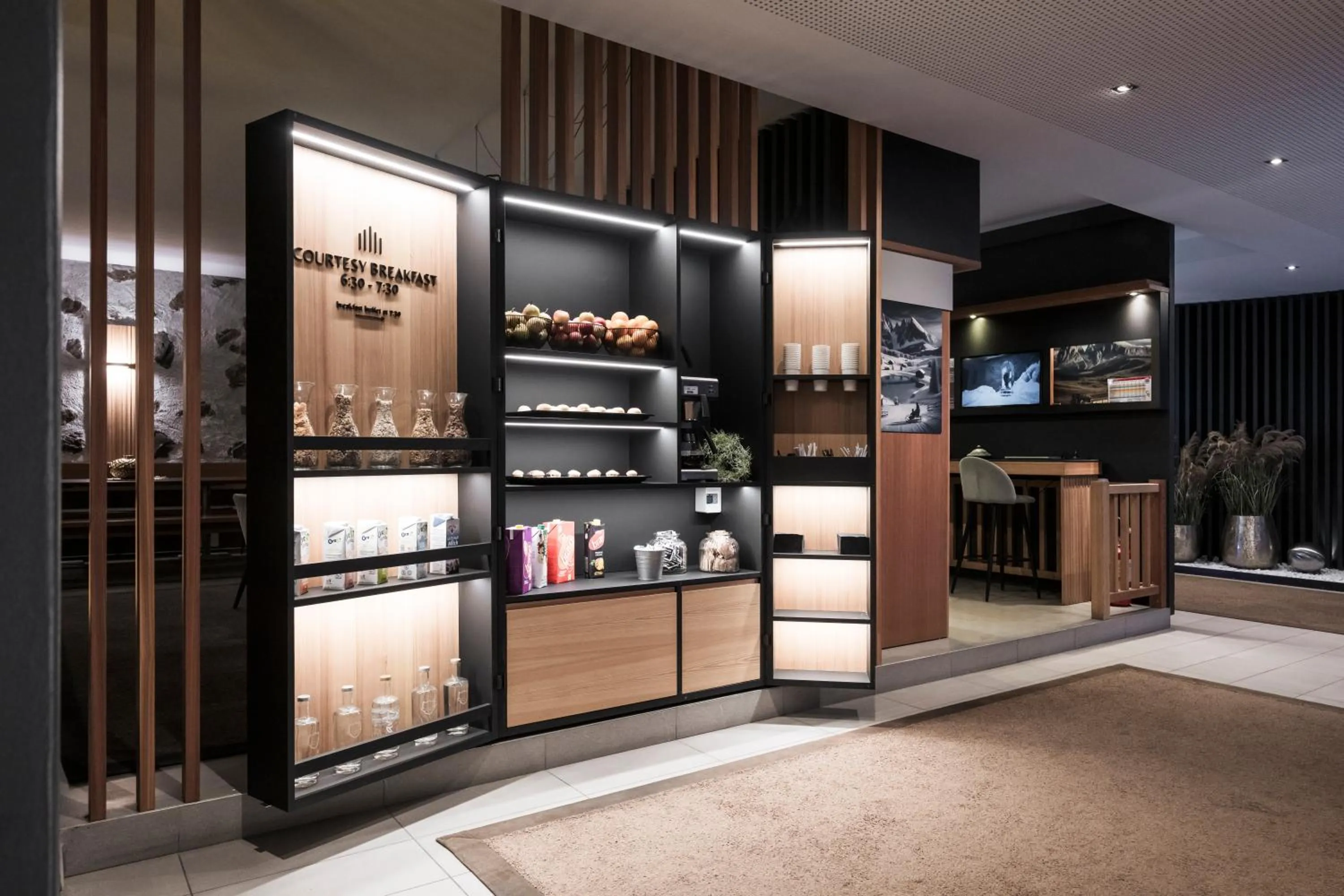 Breakfast in Alpstay - Smart Hotel Saslong