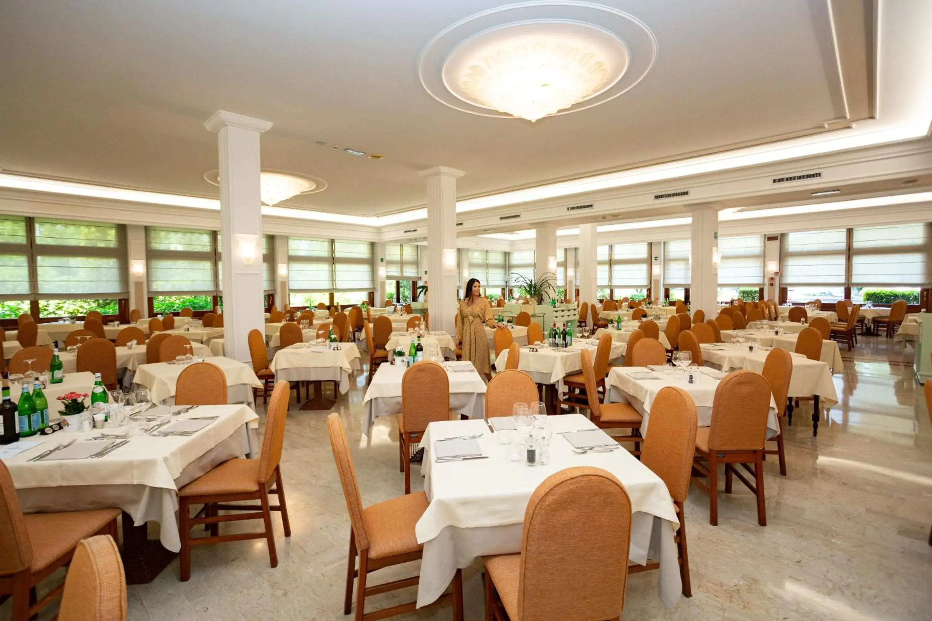 Restaurant/places to eat in Hotel Terme Antoniano Restaurant/places to eat in Hotel Terme Antoniano