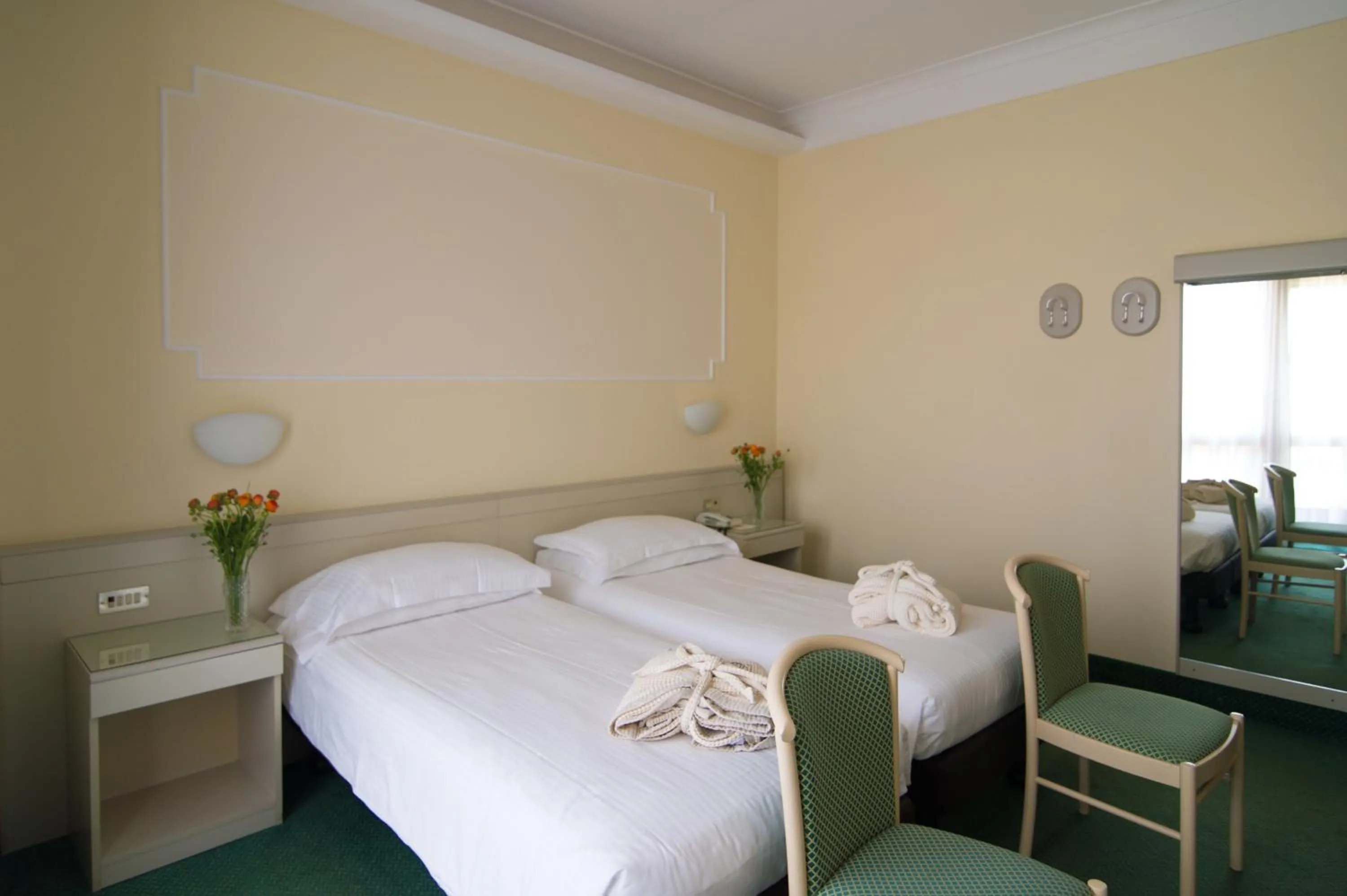 Bedroom, Bed in Hotel Terme Antoniano