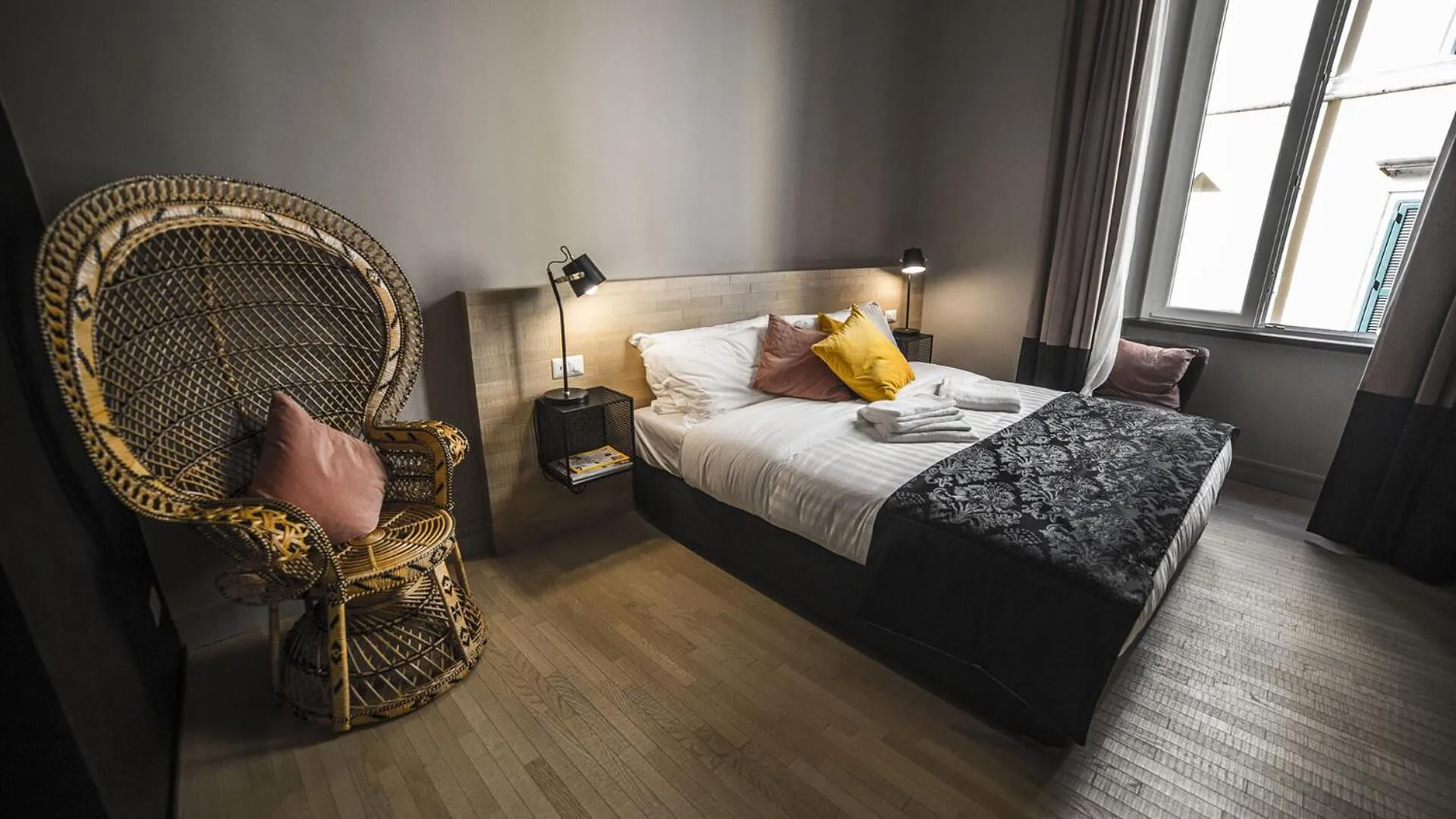 Bed in SuiteLifeTrevi