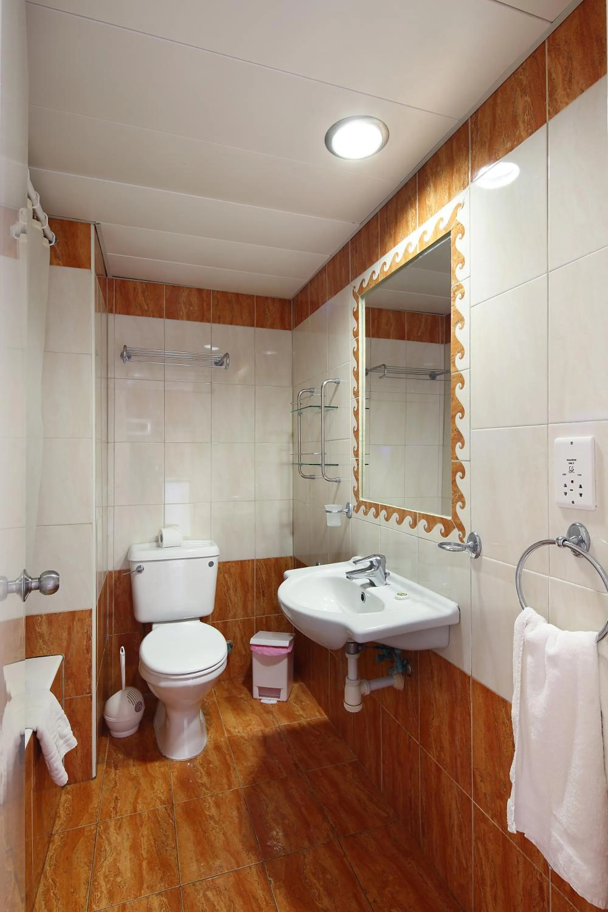 Bathroom in Panareti Coral Bay Villas