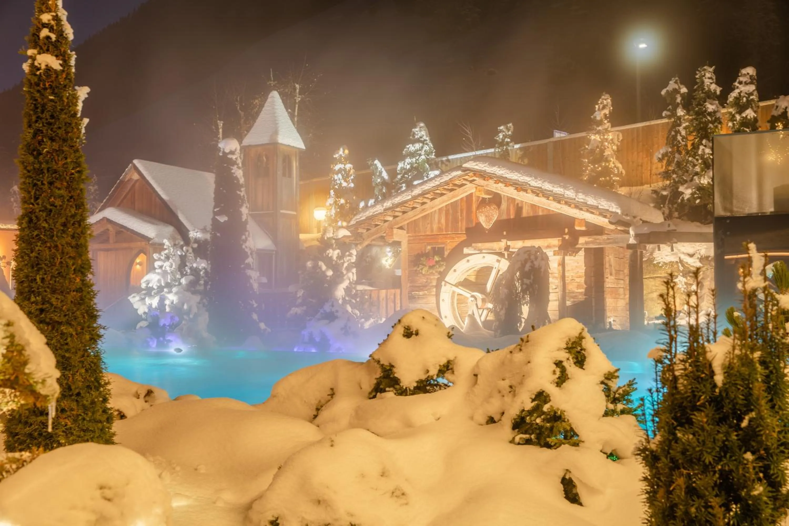 Open Air Bath in Hotel Quelle Nature Spa Resort