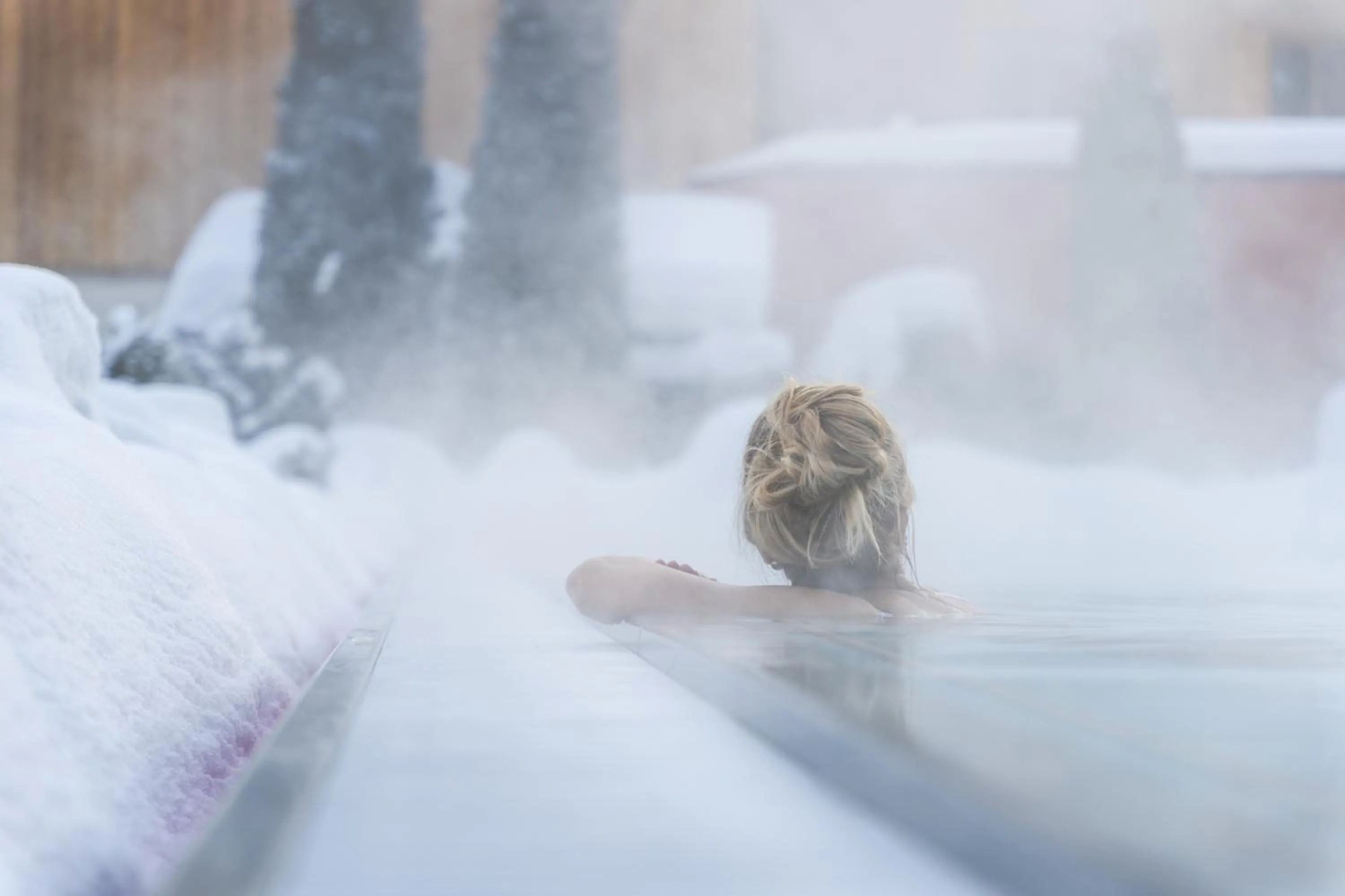 Open Air Bath in Hotel Quelle Nature Spa Resort