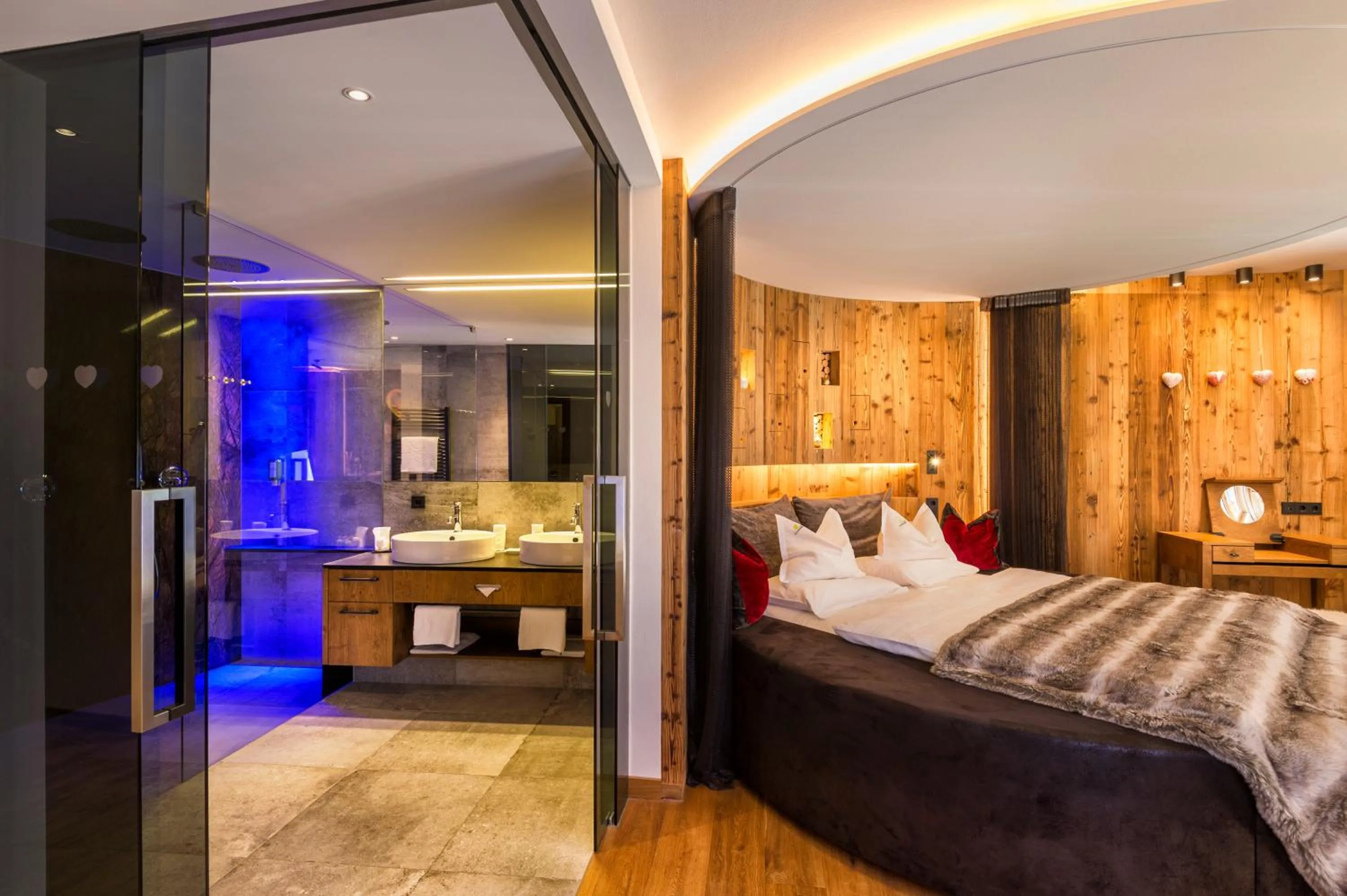 Bed in Hotel Quelle Nature Spa Resort