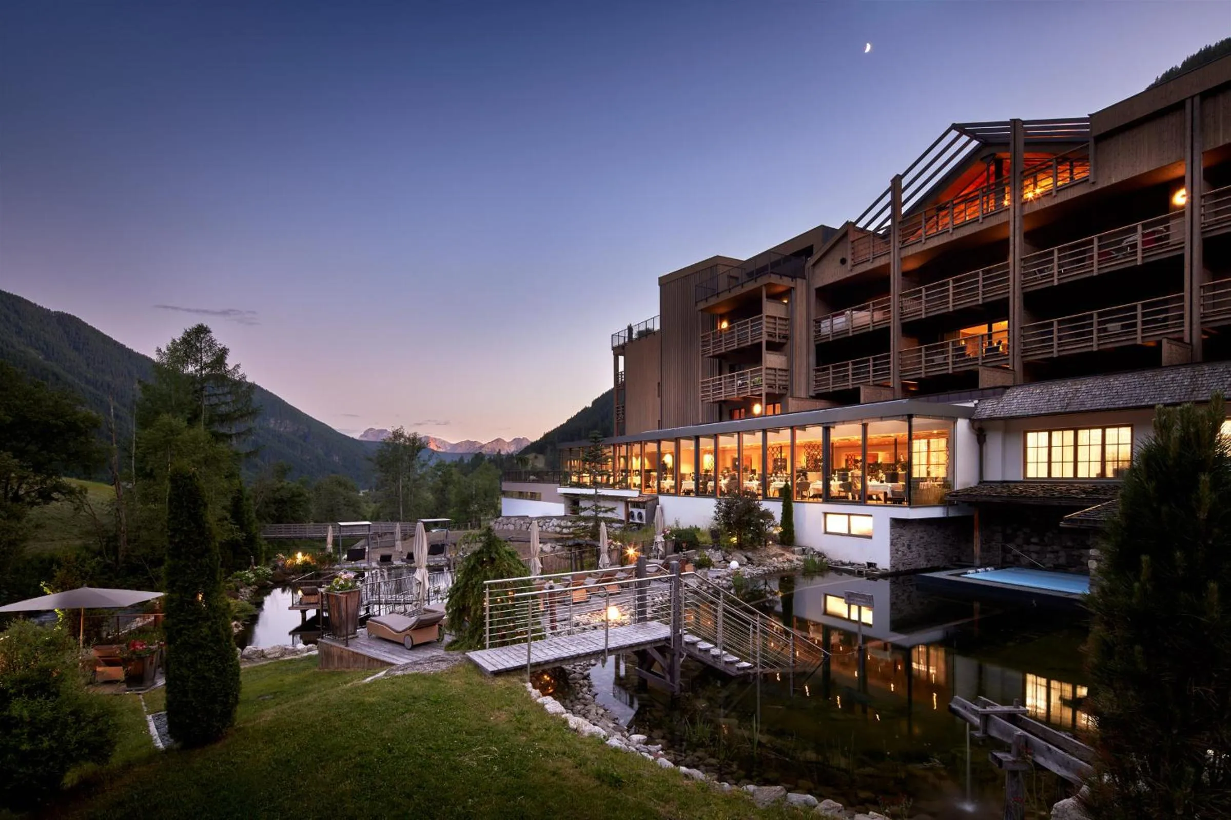 Property building in Hotel Quelle Nature Spa Resort