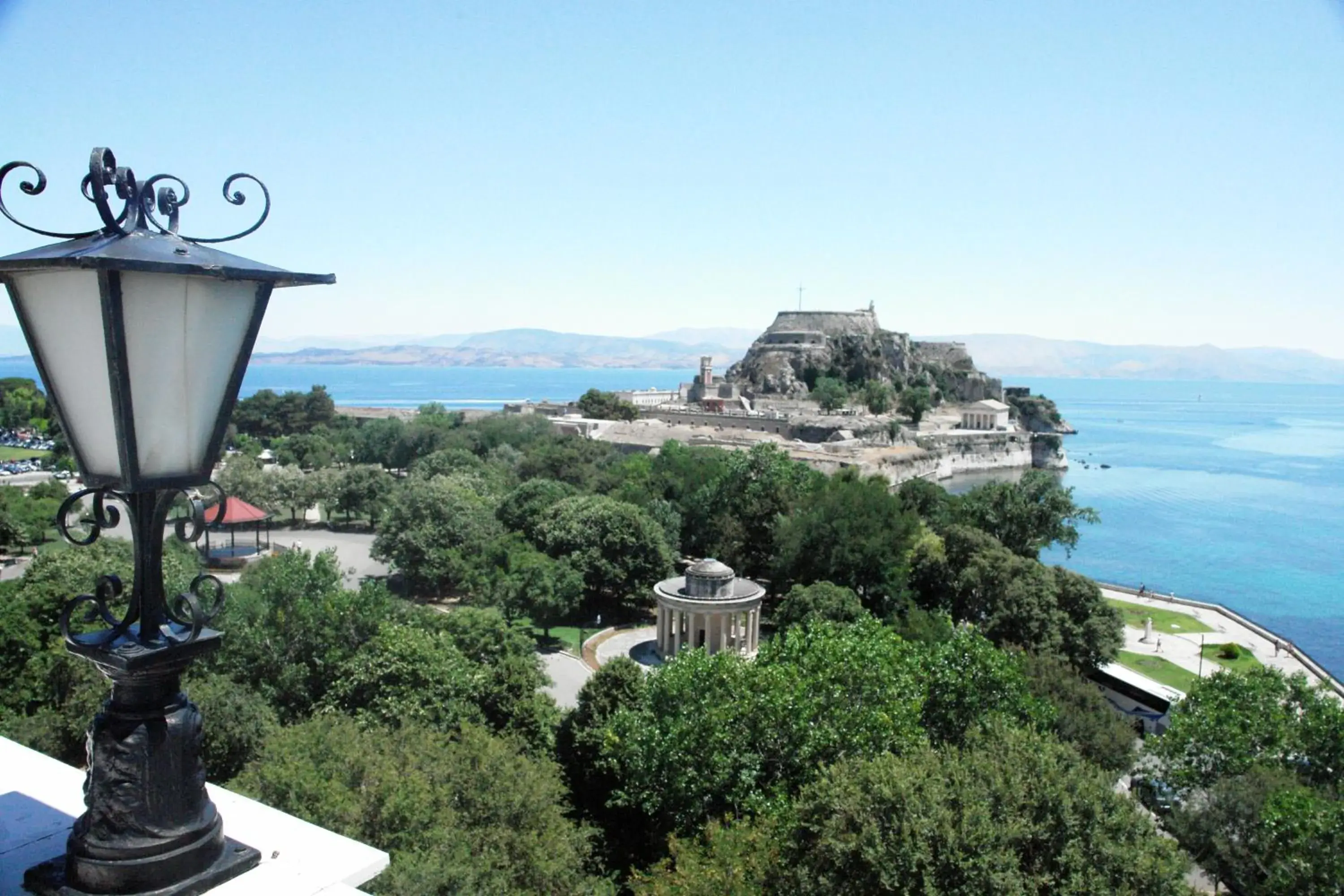 Restaurant/places to eat in Cavalieri Hotel Restaurant/places to eat in Cavalieri Hotel