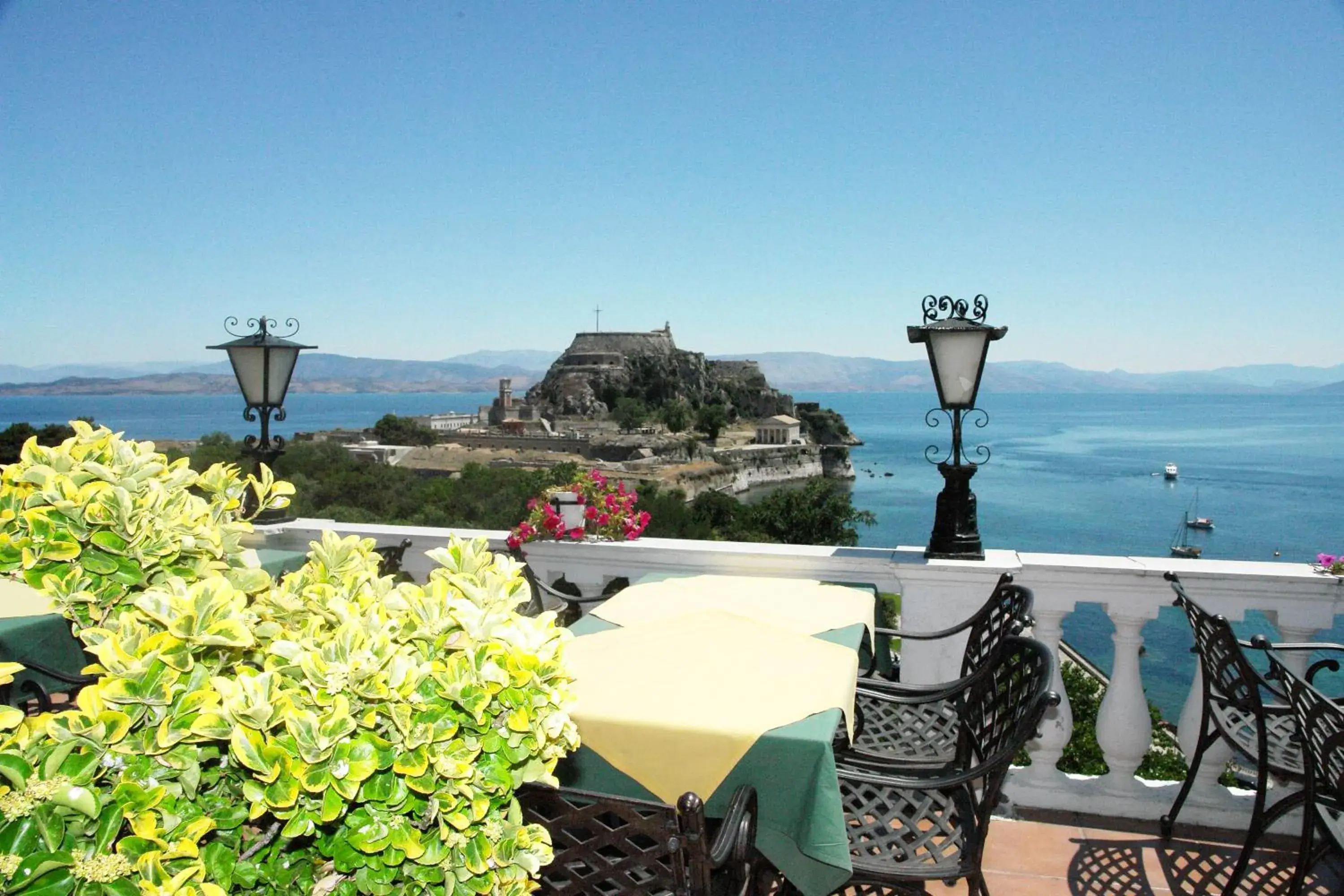Restaurant/places to eat in Cavalieri Hotel Restaurant/places to eat in Cavalieri Hotel